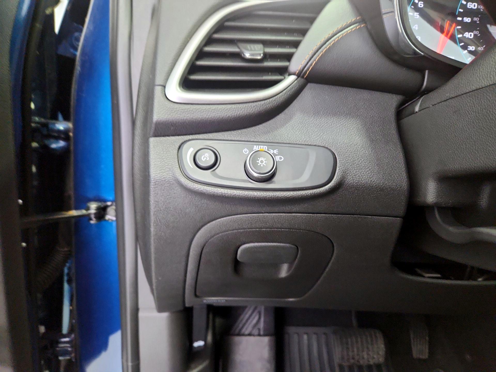 Thumbnail: 2020 Chevrolet Trax - 13