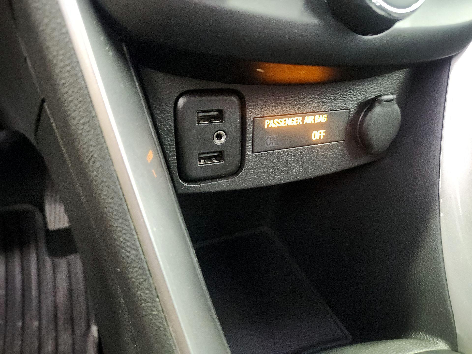 Thumbnail: 2020 Chevrolet Trax - 18