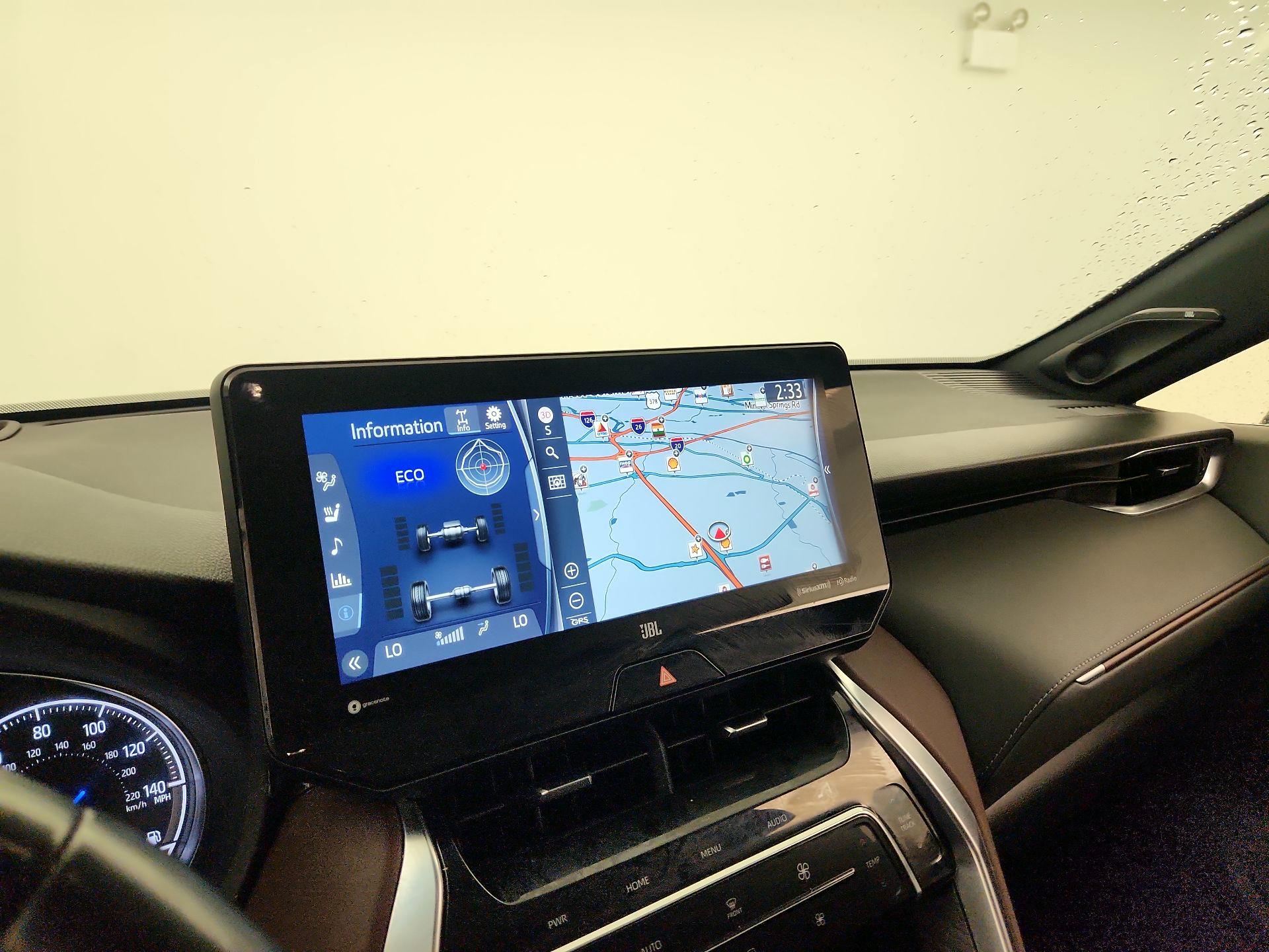 Thumbnail: 2021 Toyota Venza - 14