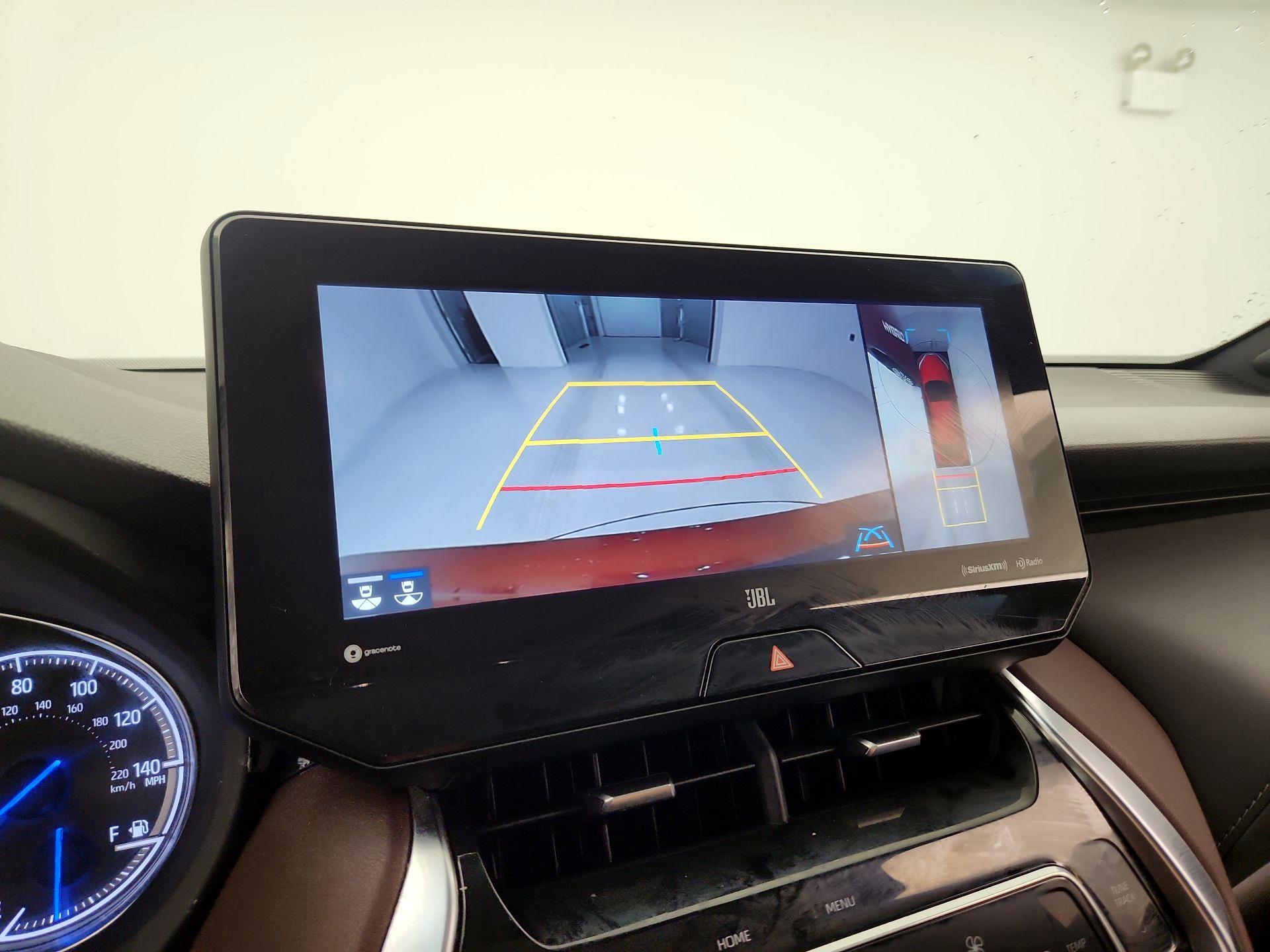 Thumbnail: 2021 Toyota Venza - 15