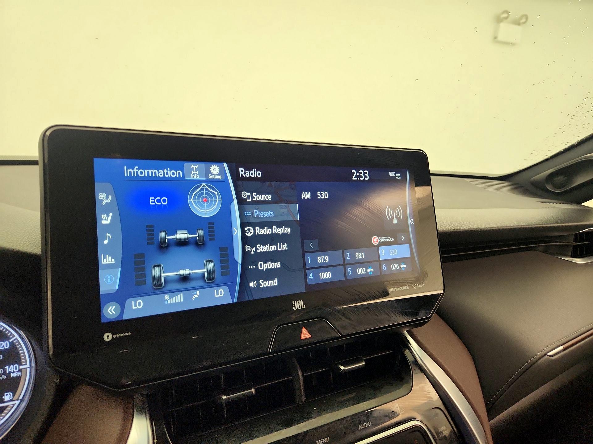 Thumbnail: 2021 Toyota Venza - 16