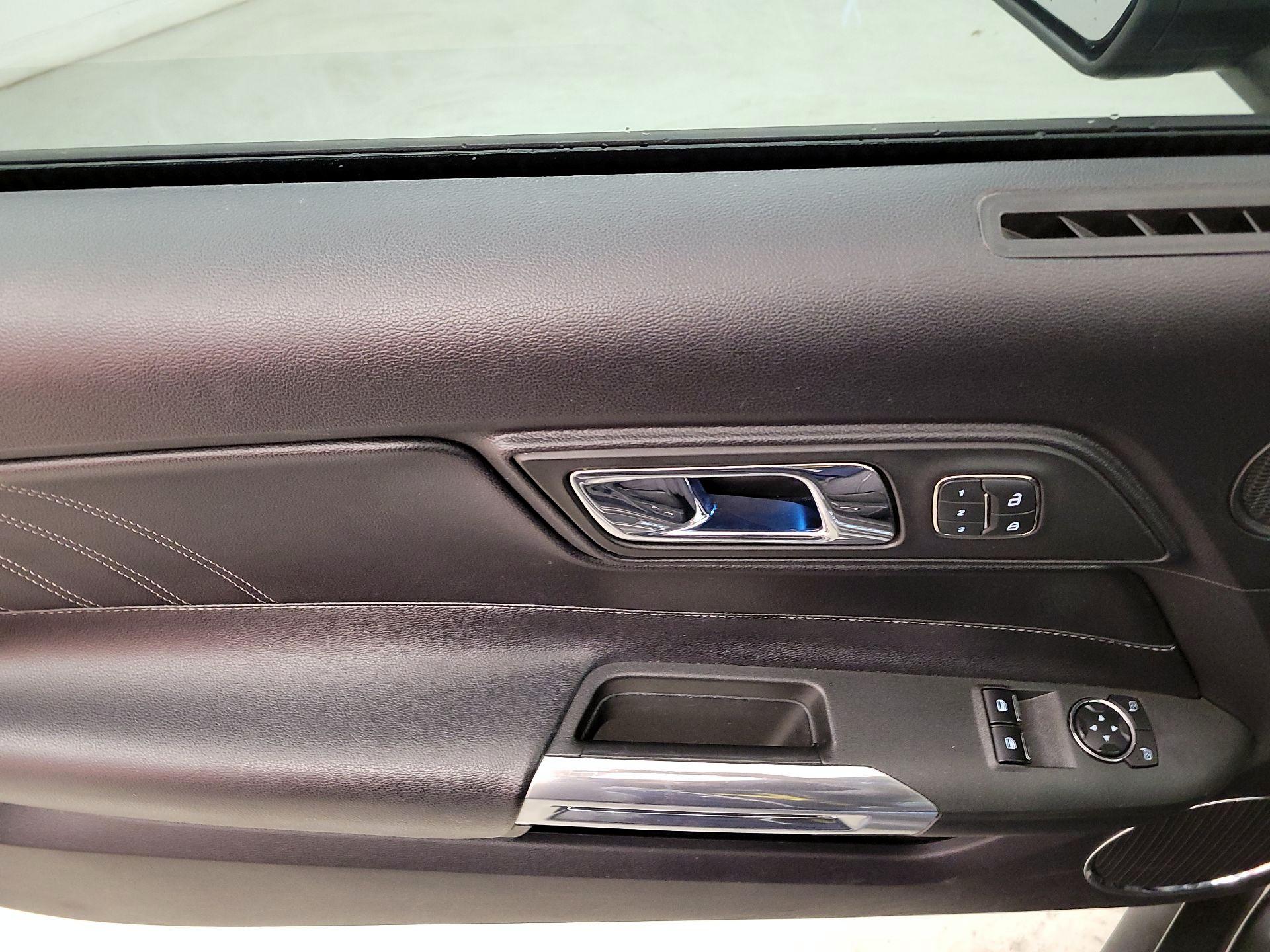 Thumbnail: 2017 Ford Mustang - 12