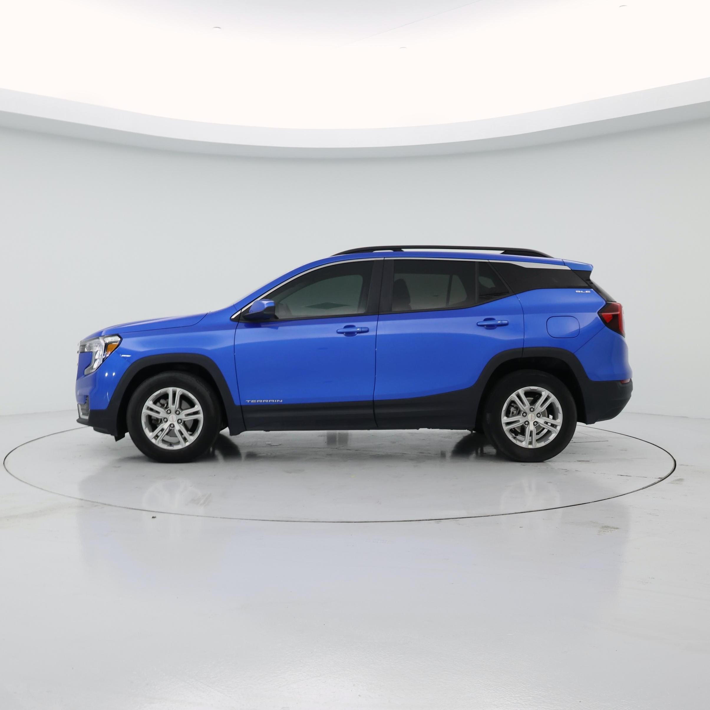 Thumbnail: 2024 GMC Terrain - 3