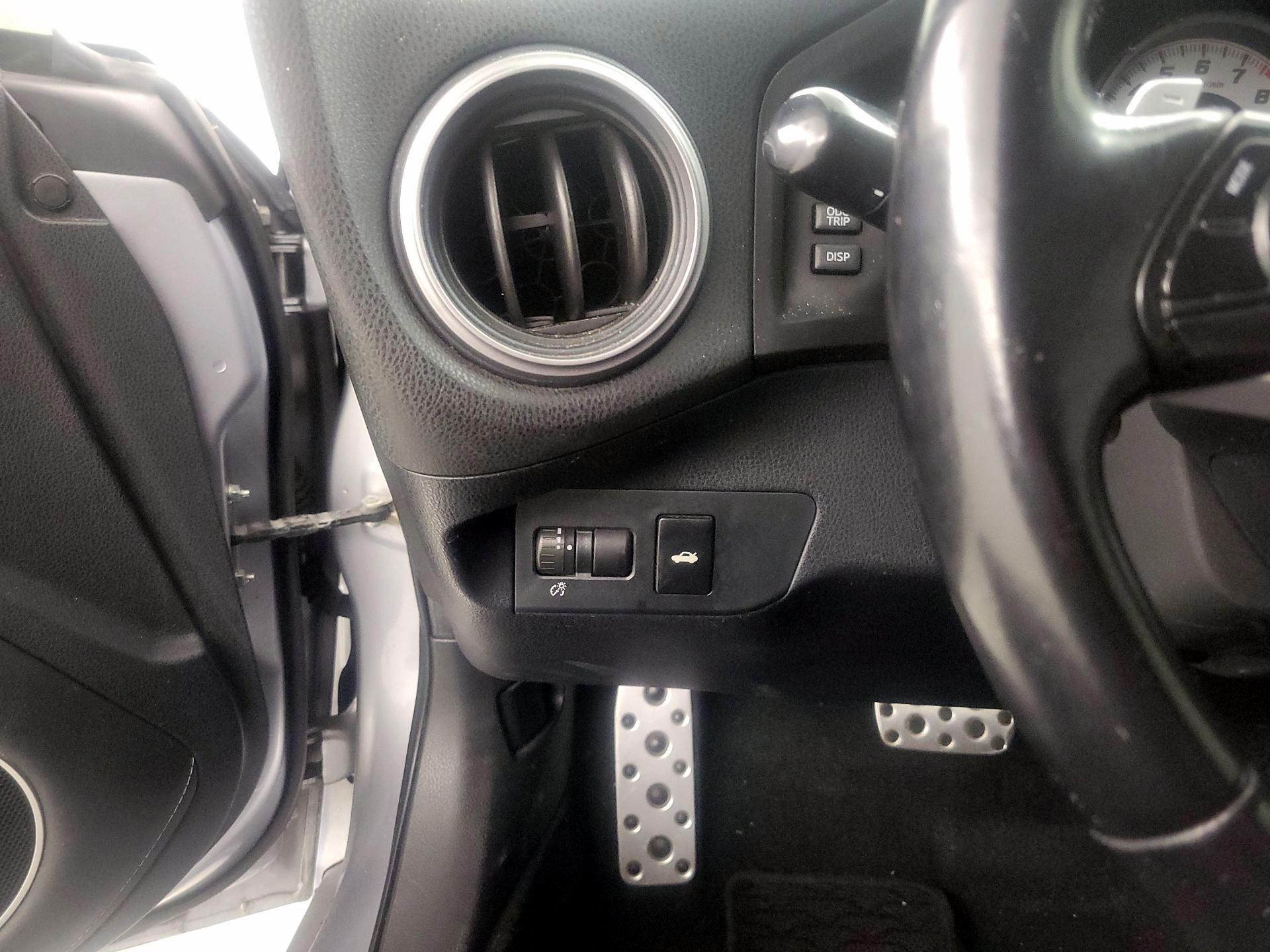 Thumbnail: 2018 Toyota 86 - 13