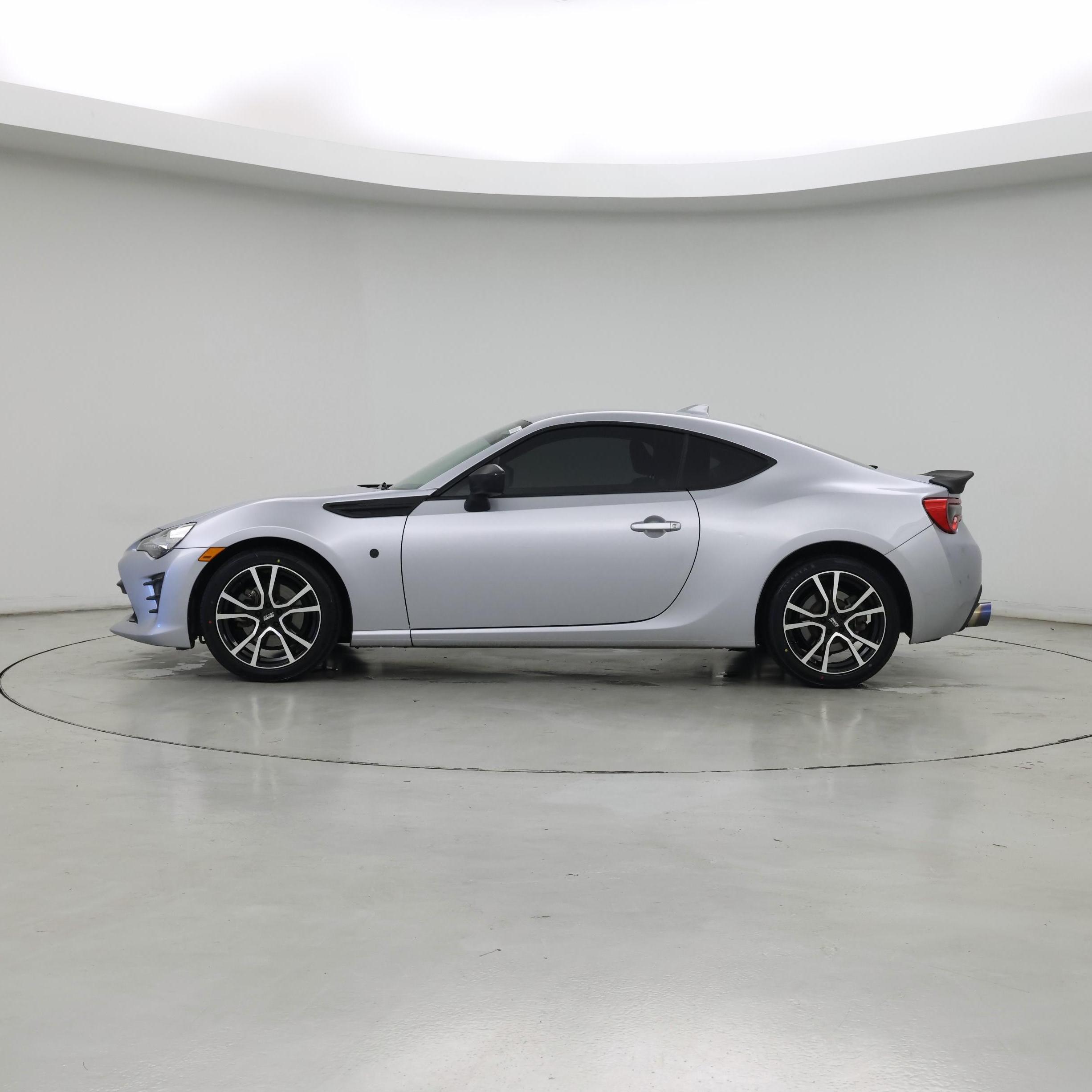 Thumbnail: 2018 Toyota 86 - 3