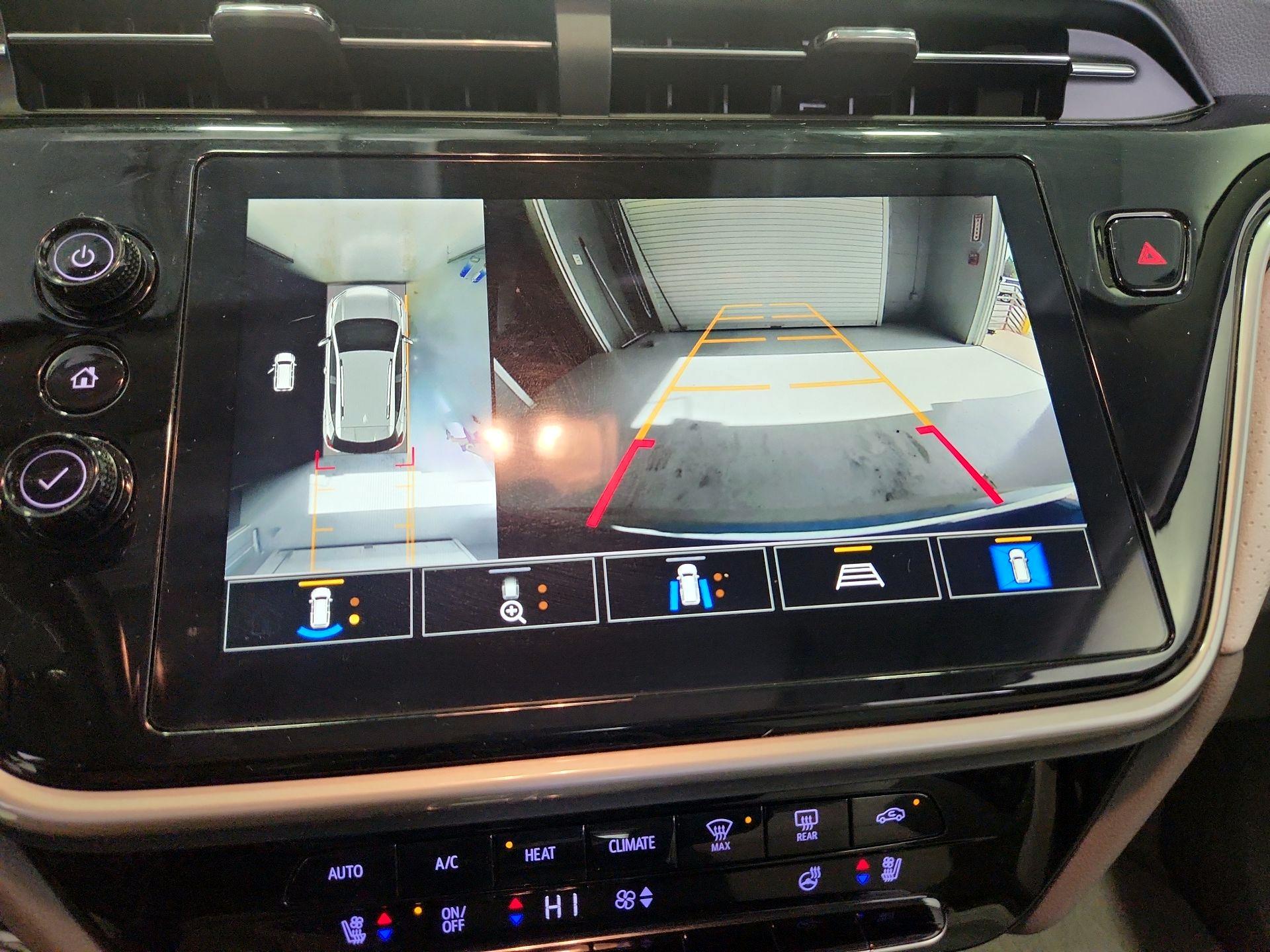 Thumbnail: 2022 Chevrolet Bolt EUV - 14