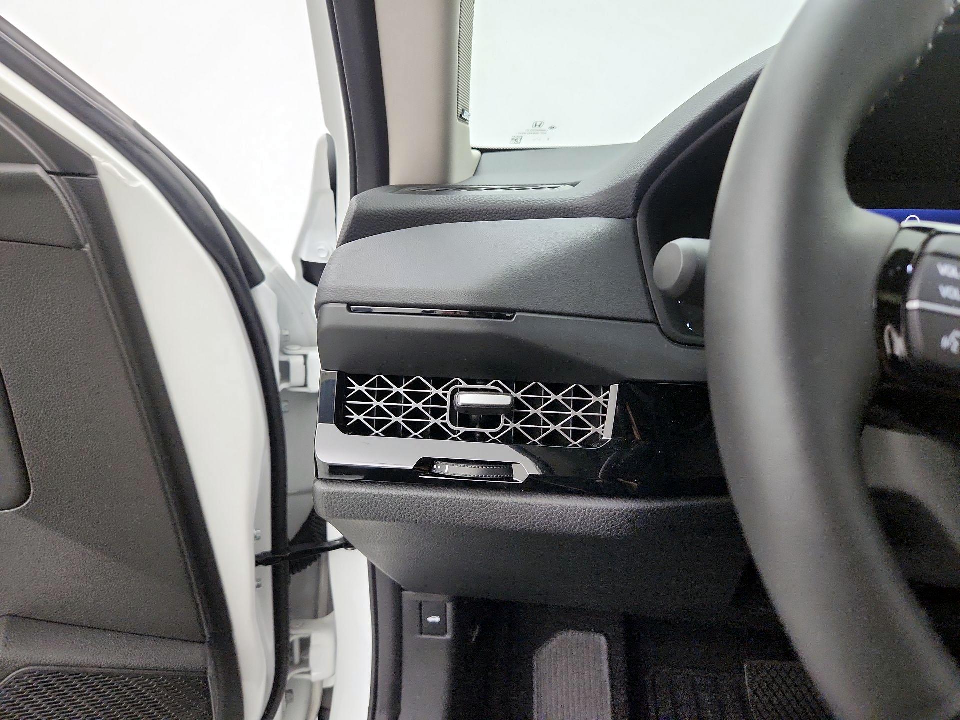 Thumbnail: 2025 Honda Accord - 13