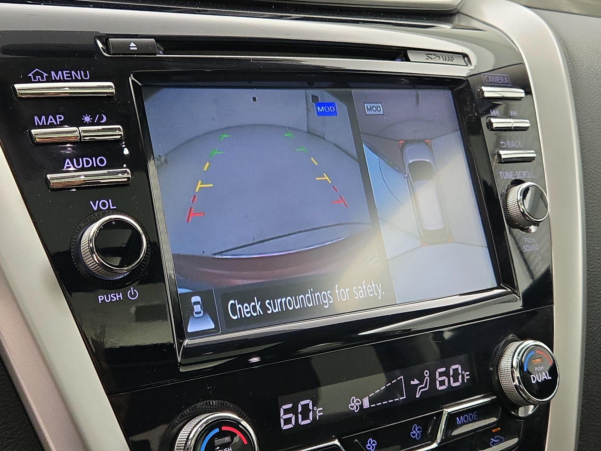 Thumbnail: 2016 Nissan Murano - 15