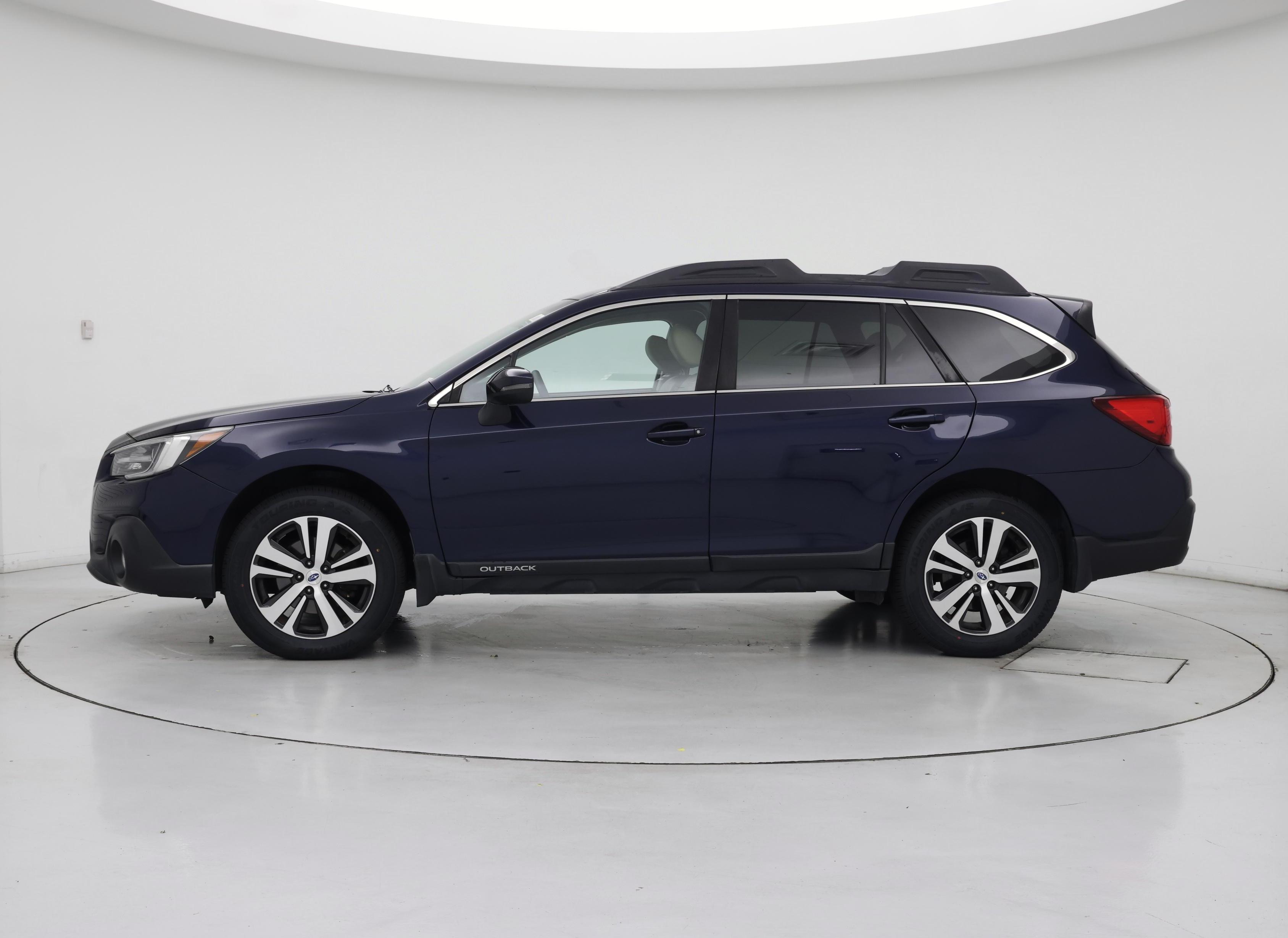 Thumbnail: 2018 Subaru Outback - 3