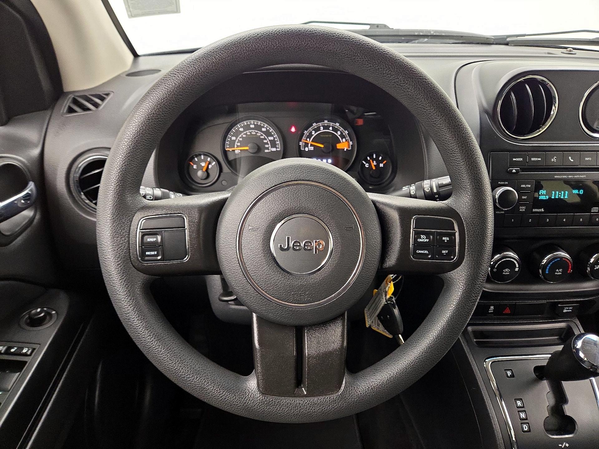 Thumbnail: 2016 Jeep Compass - 10