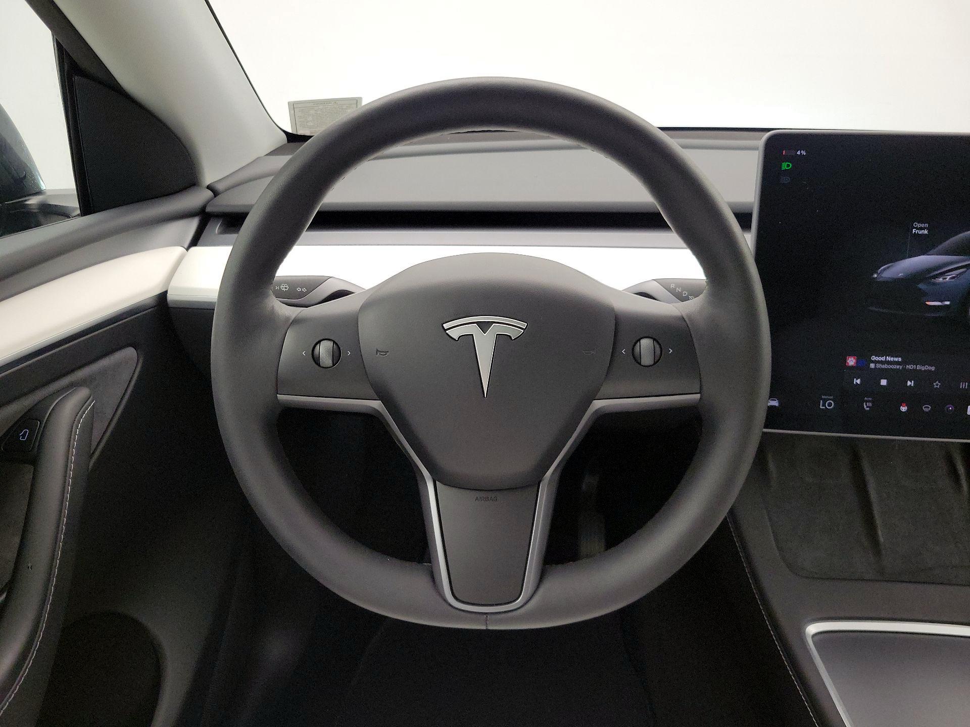 Thumbnail: 2024 Tesla Model Y - 10