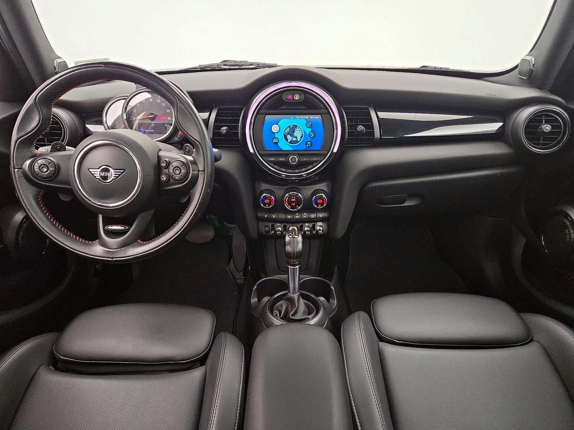 Thumbnail: 2019 MINI Cooper Hardtop - 9