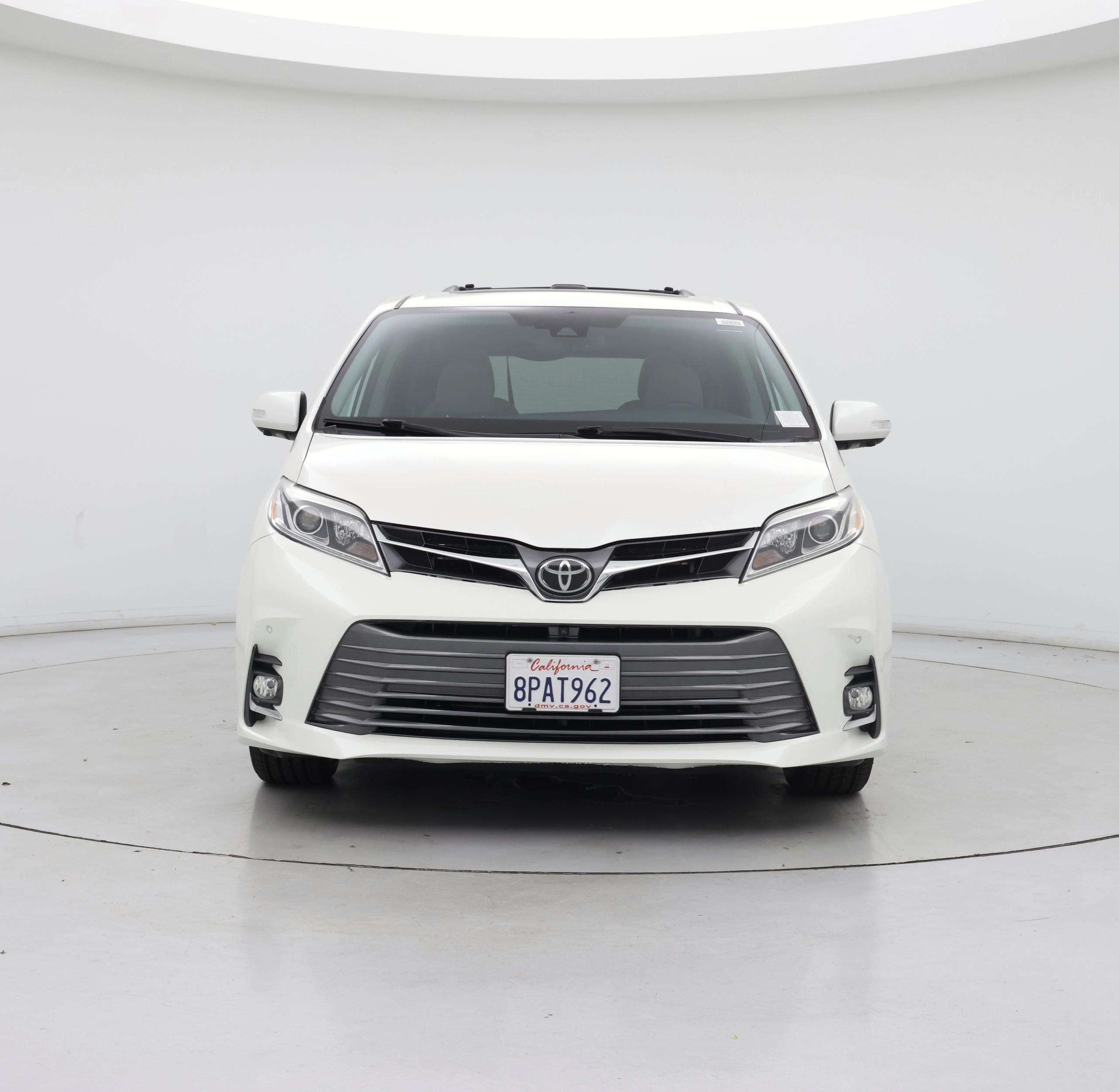 Thumbnail: 2020 Toyota Sienna - 5