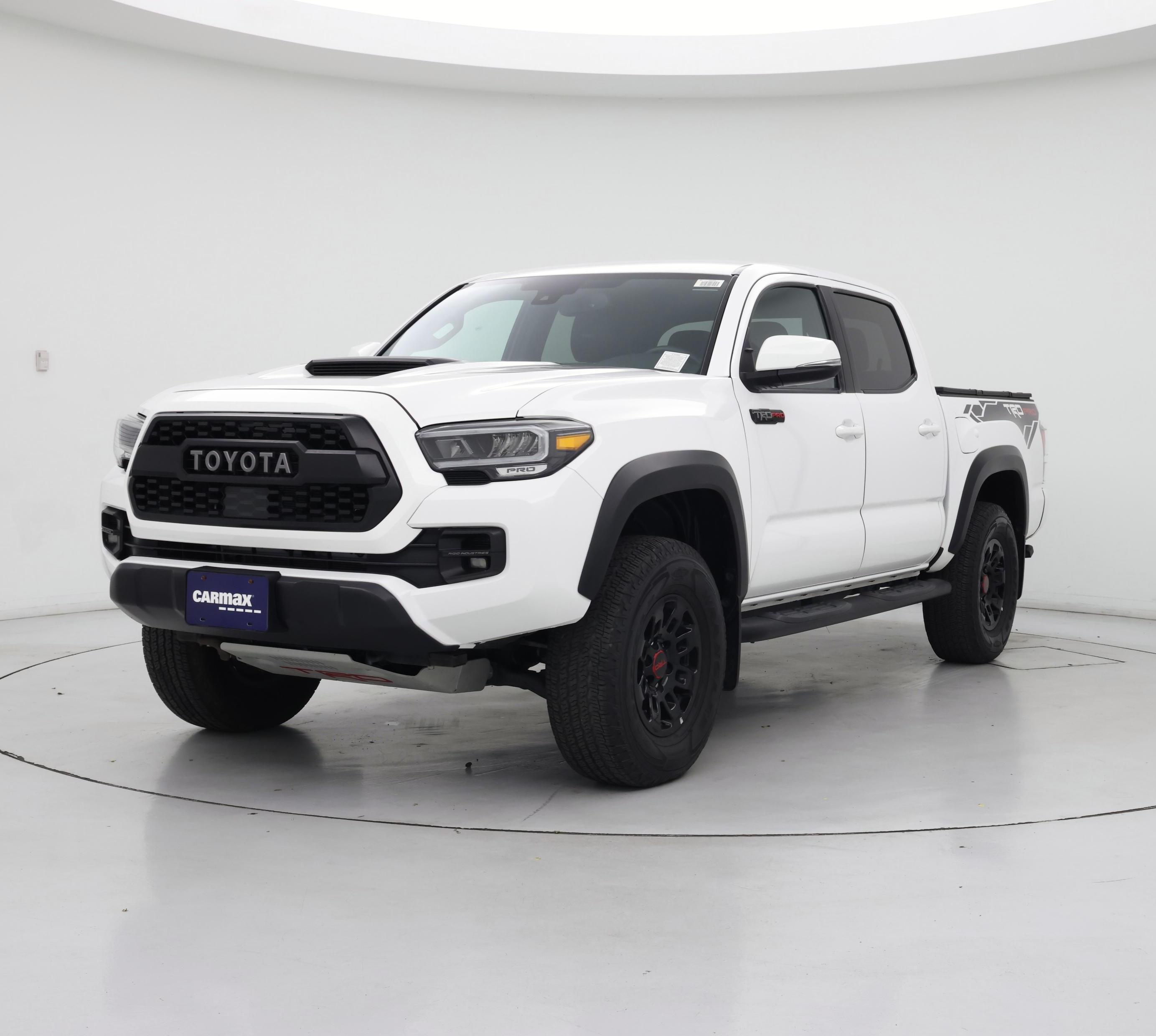 Thumbnail: 2018 Toyota Tacoma - 4