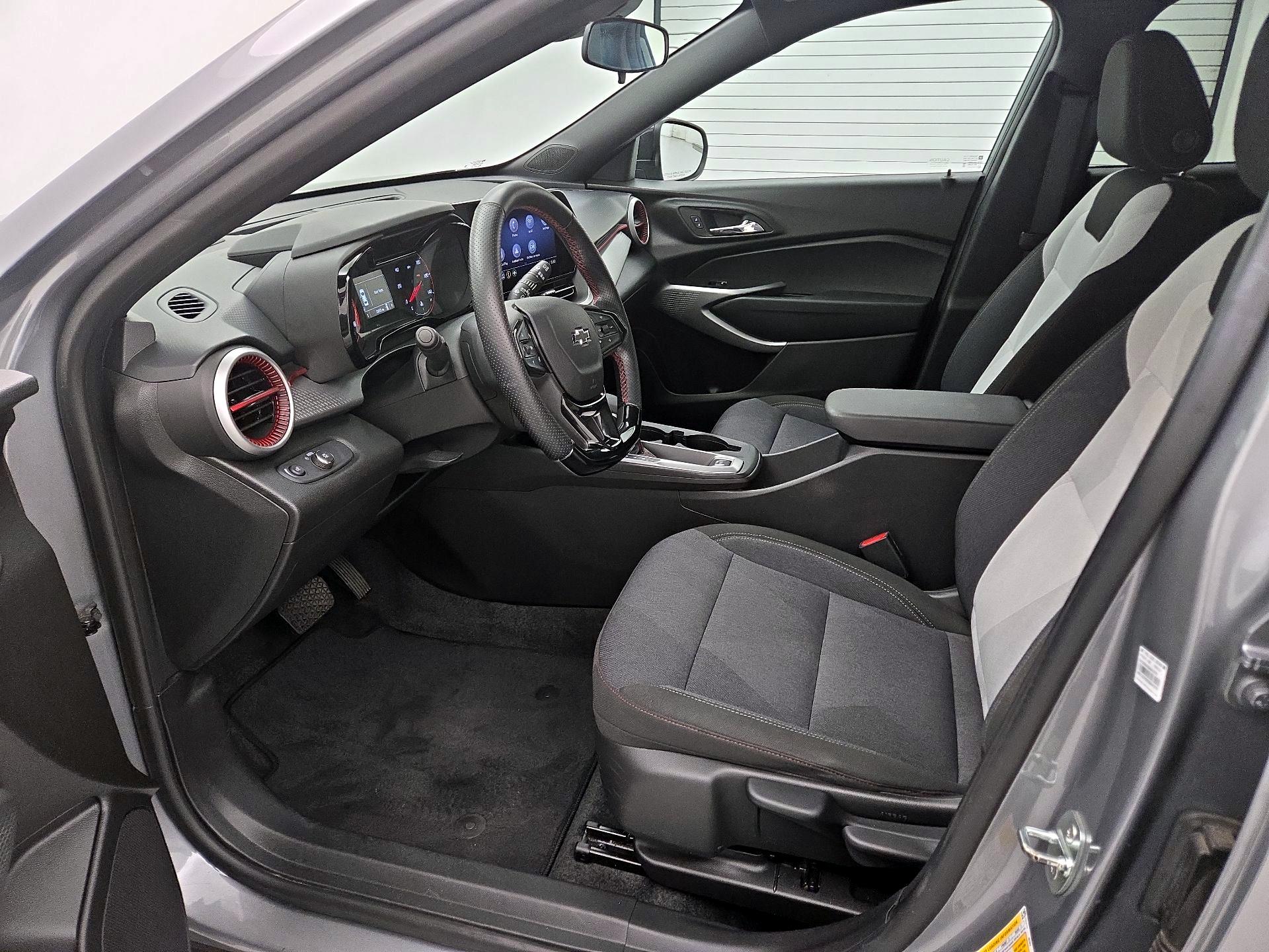 Thumbnail: 2024 Chevrolet Trax - 11