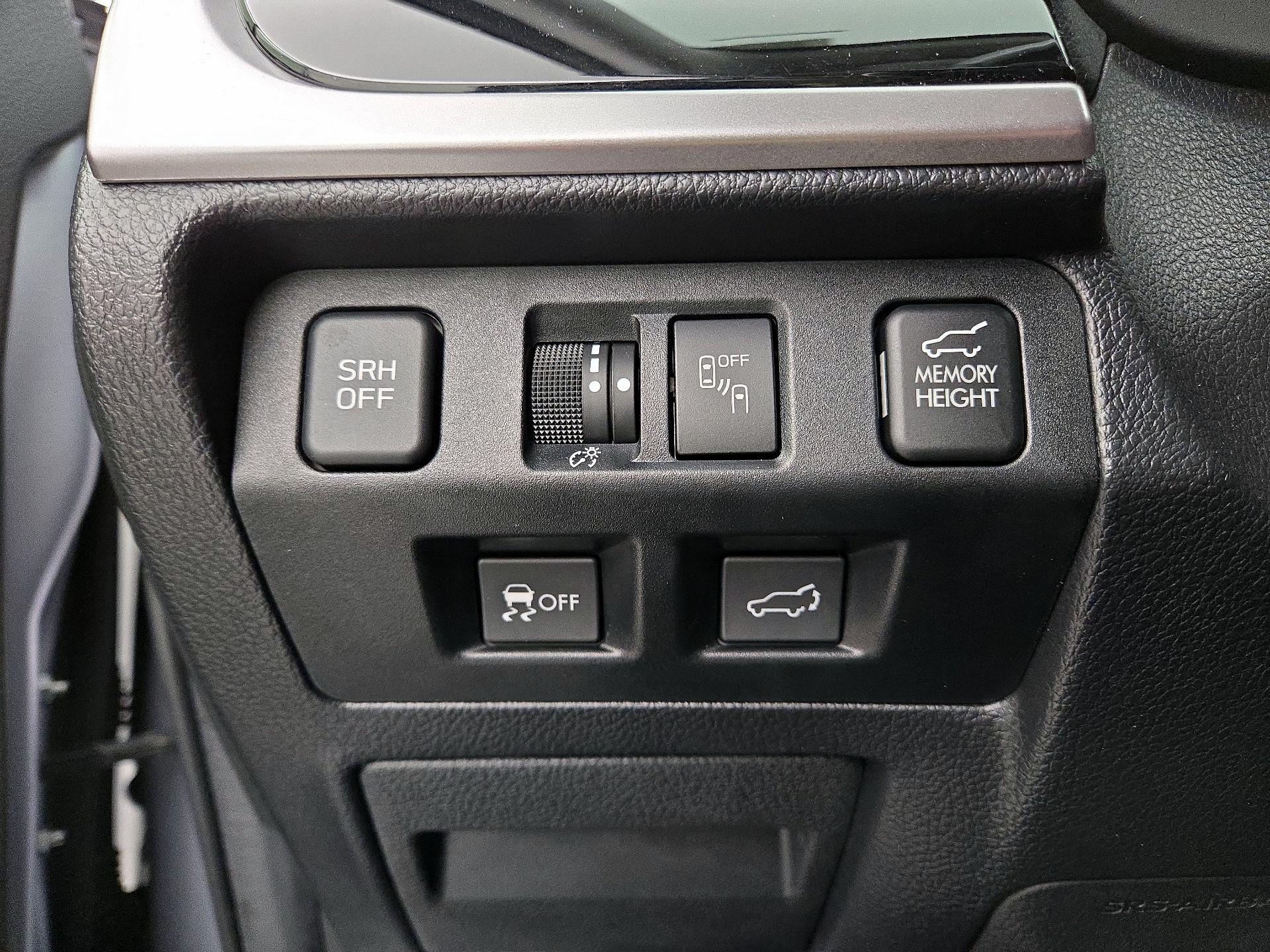 Thumbnail: 2017 Subaru Forester - 13