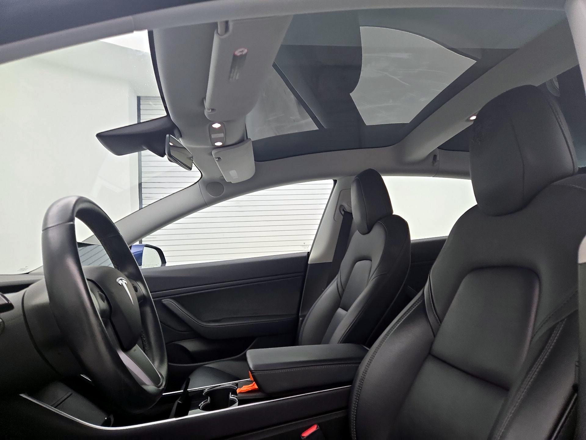 Thumbnail: 2019 Tesla Model 3 - 18