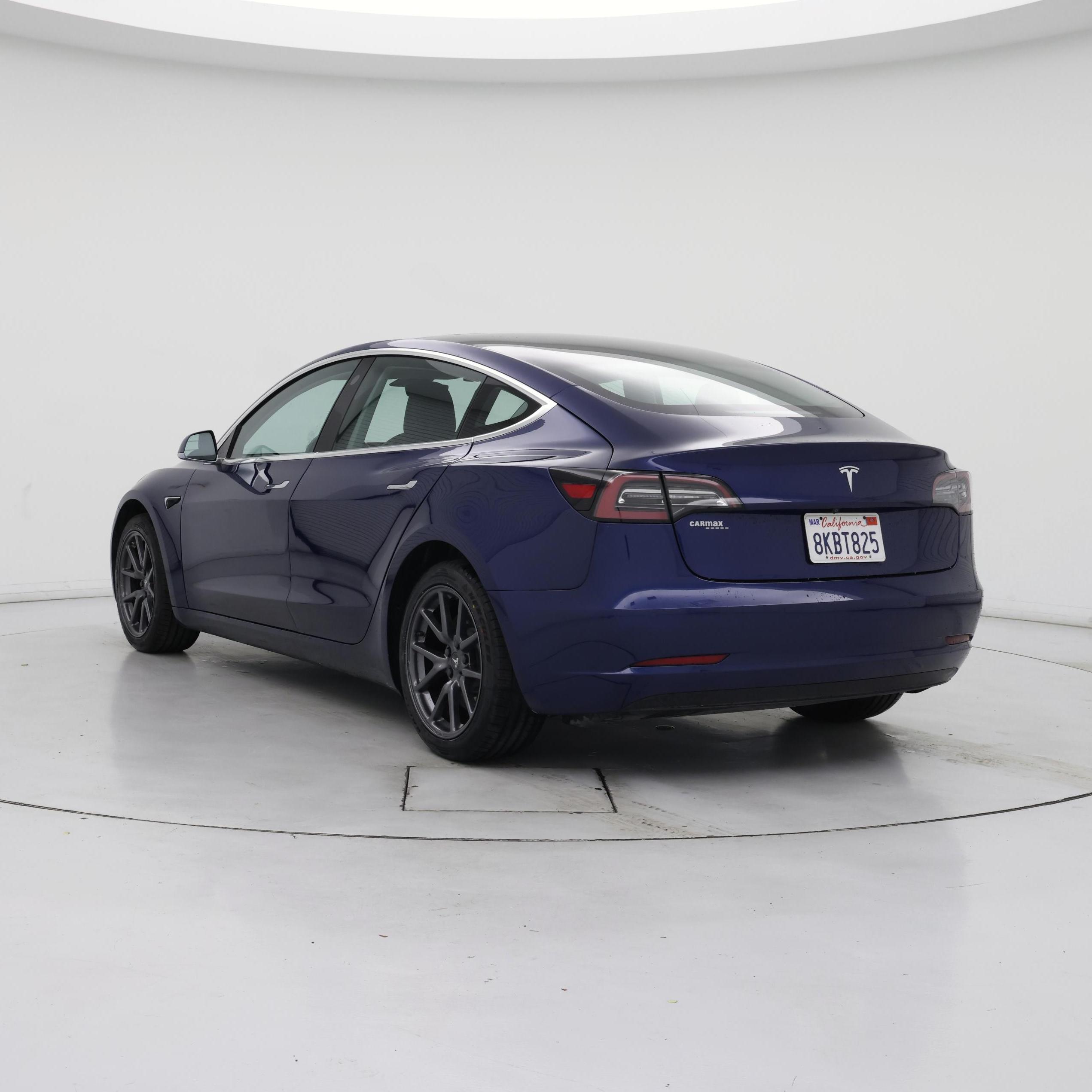 Thumbnail: 2019 Tesla Model 3 - 2
