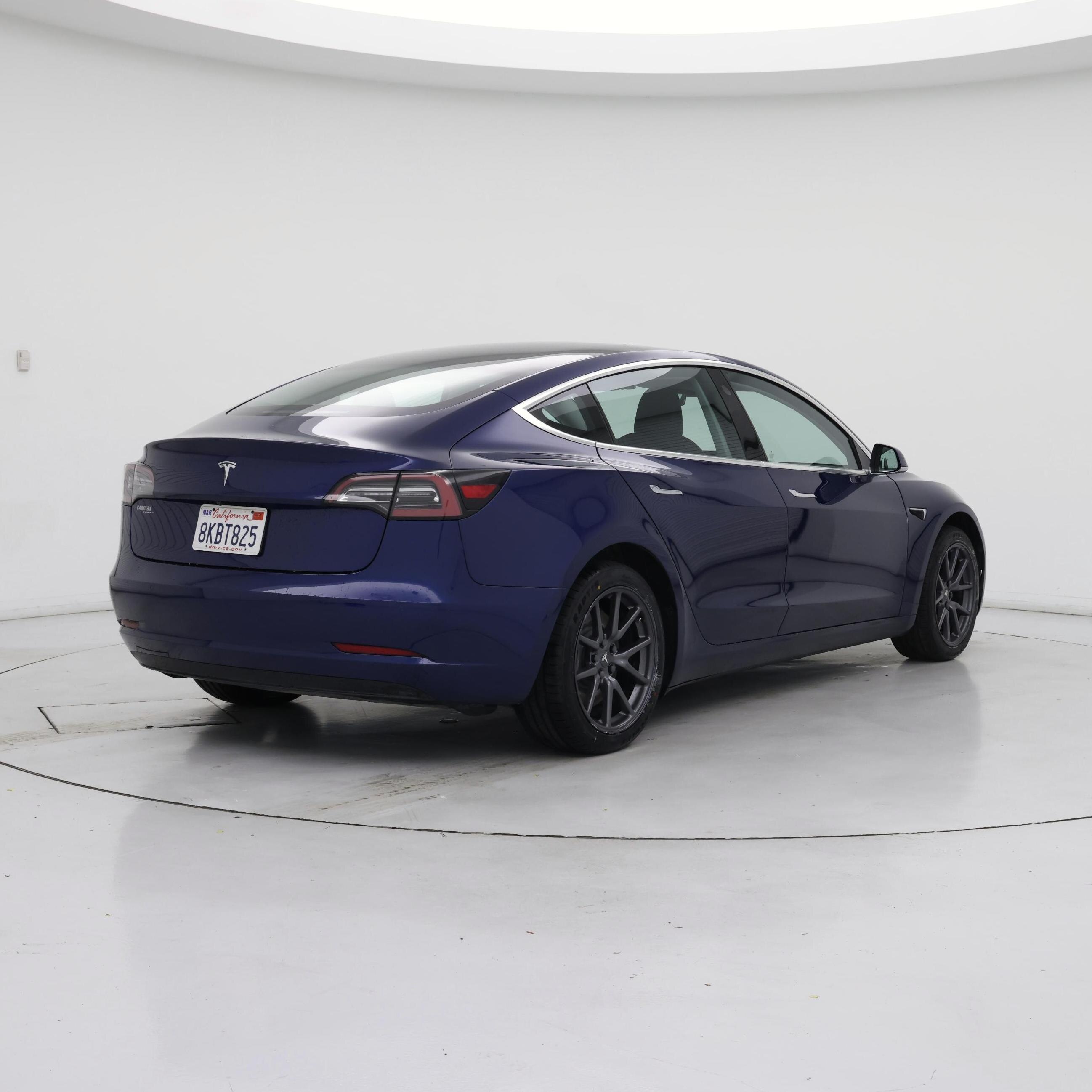 Thumbnail: 2019 Tesla Model 3 - 8