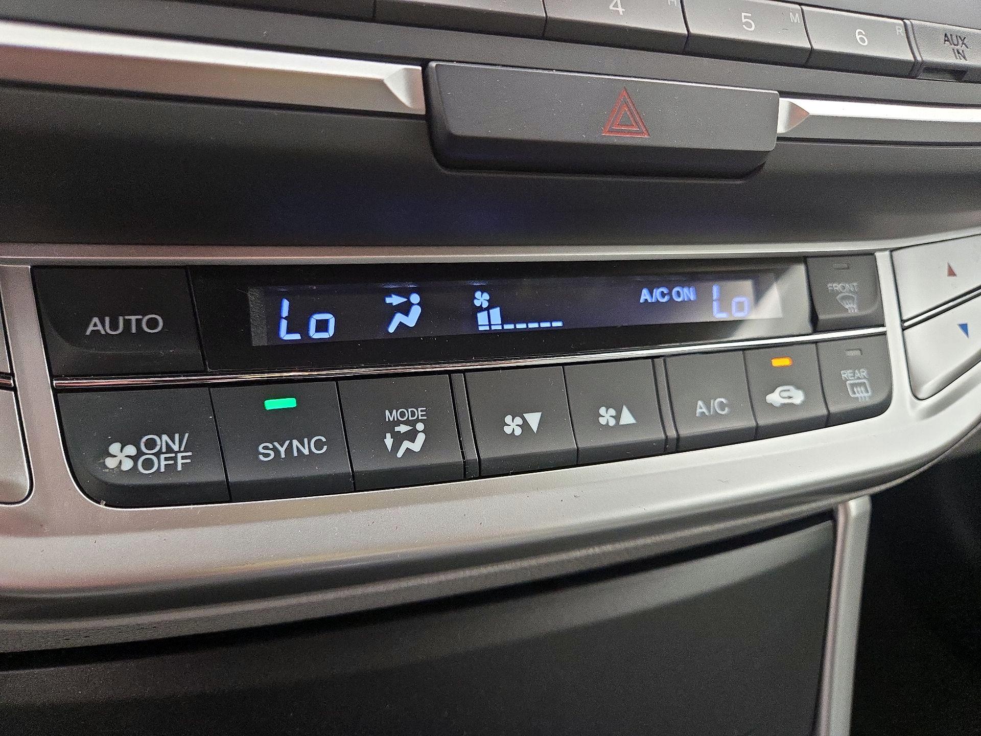 Thumbnail: 2015 Honda Accord - 16
