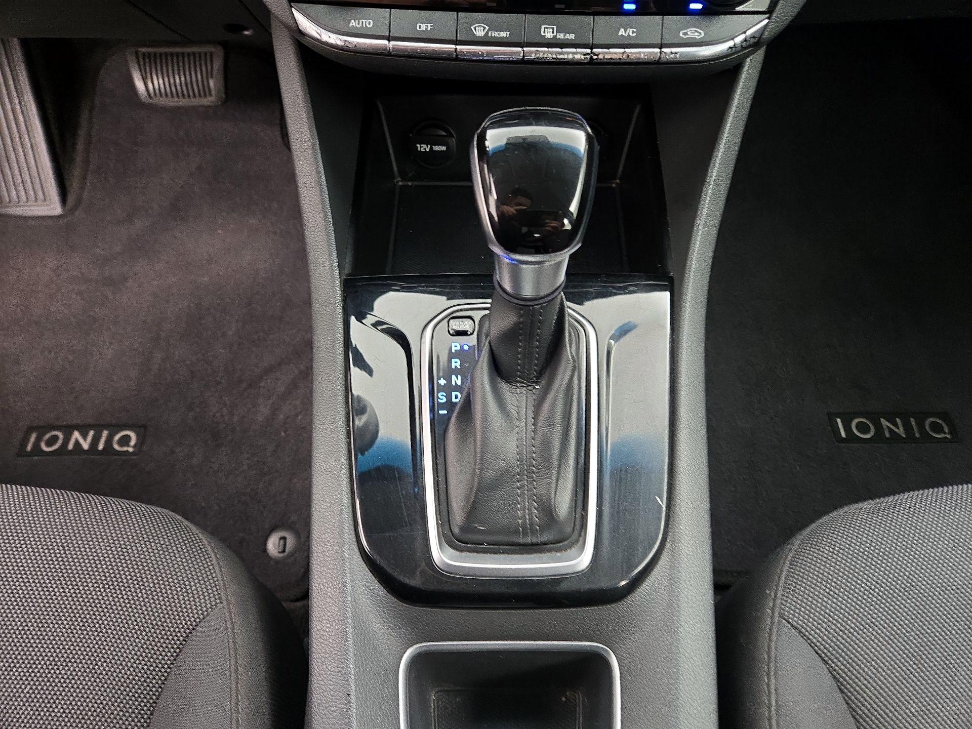 Thumbnail: 2019 Hyundai Ioniq - 17