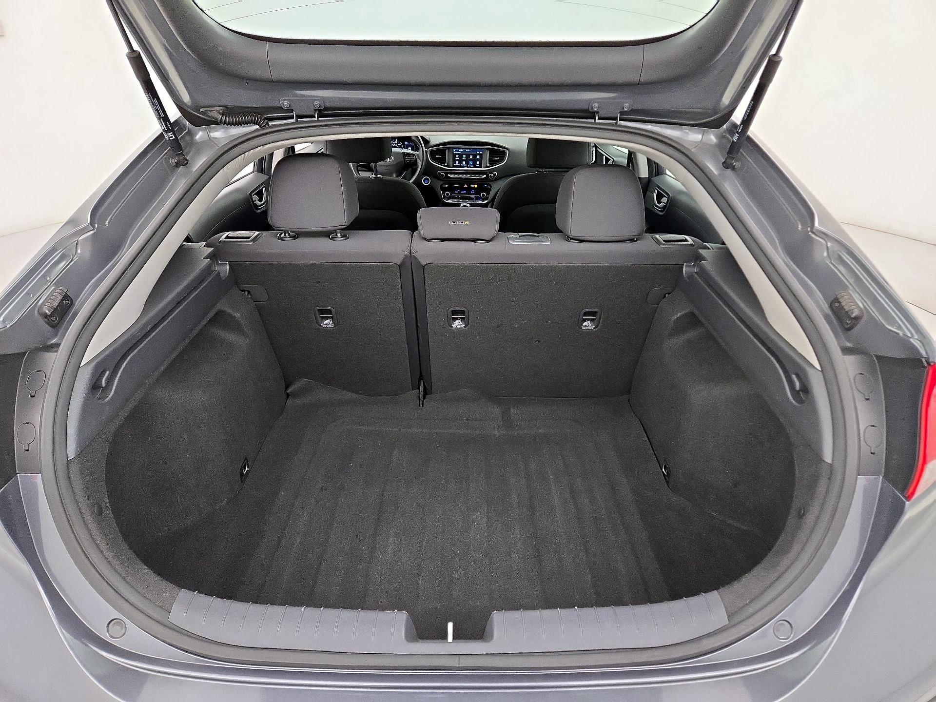Thumbnail: 2019 Hyundai Ioniq - 20