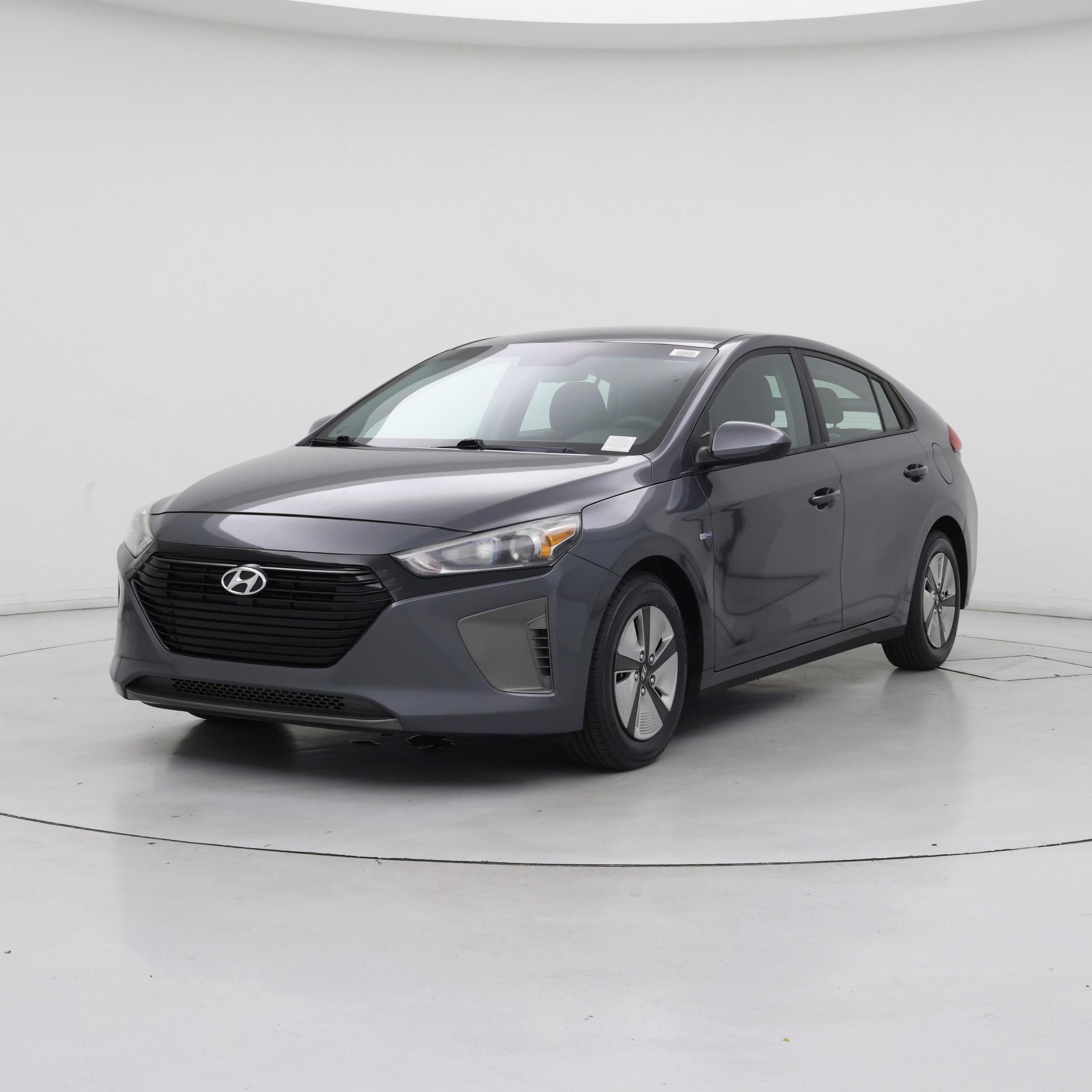 Thumbnail: 2019 Hyundai Ioniq - 4