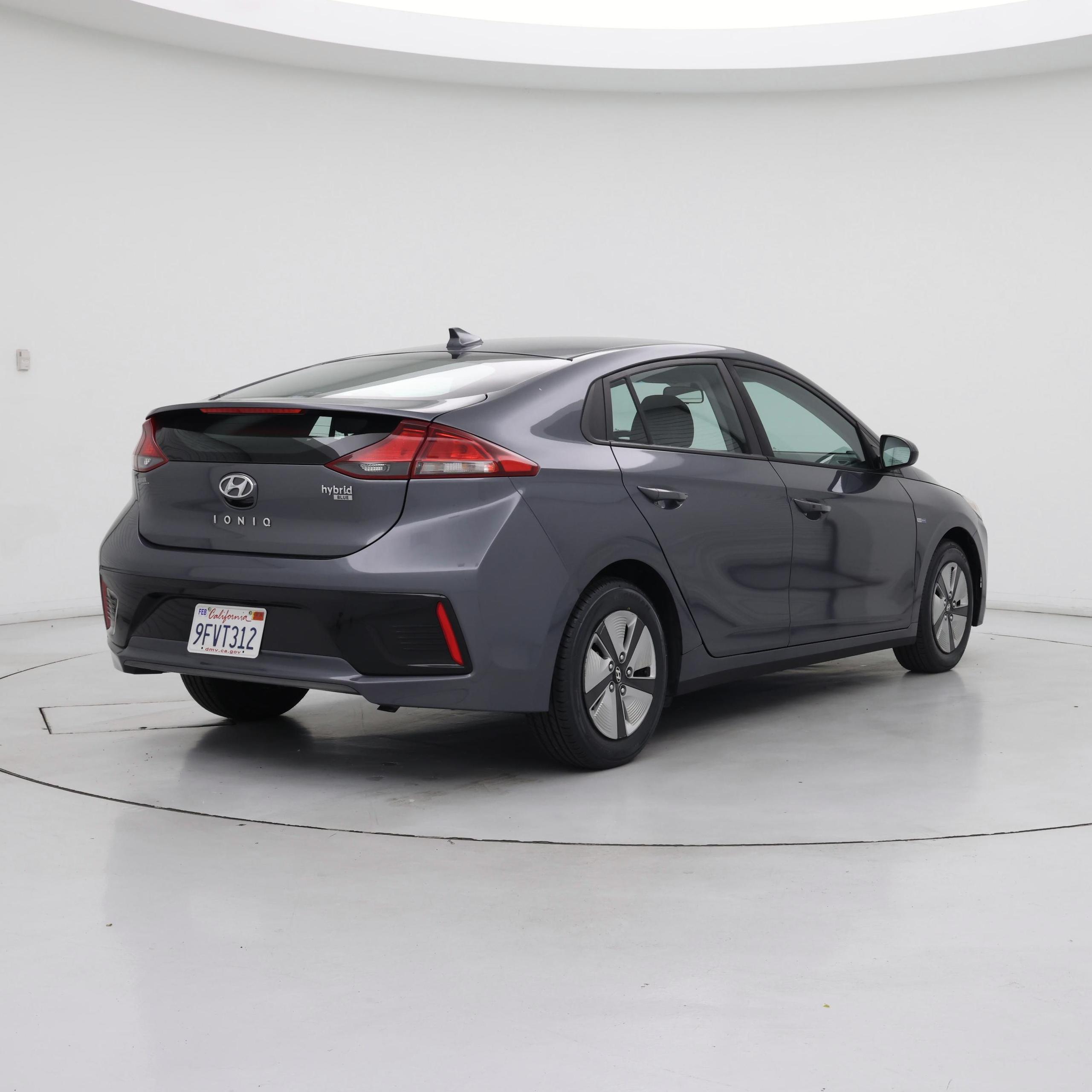 Thumbnail: 2019 Hyundai Ioniq - 8