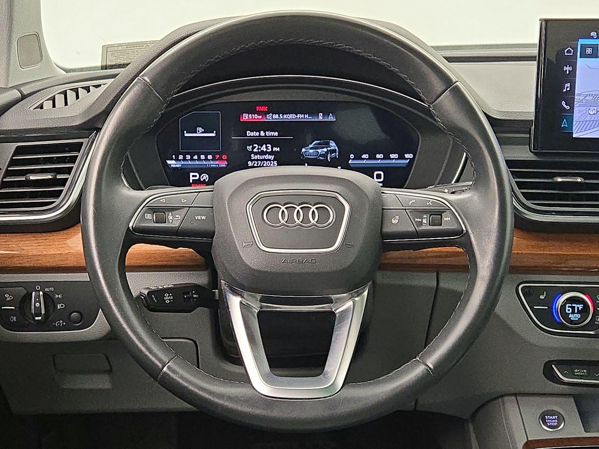 Thumbnail: 2023 Audi Q5 - 10