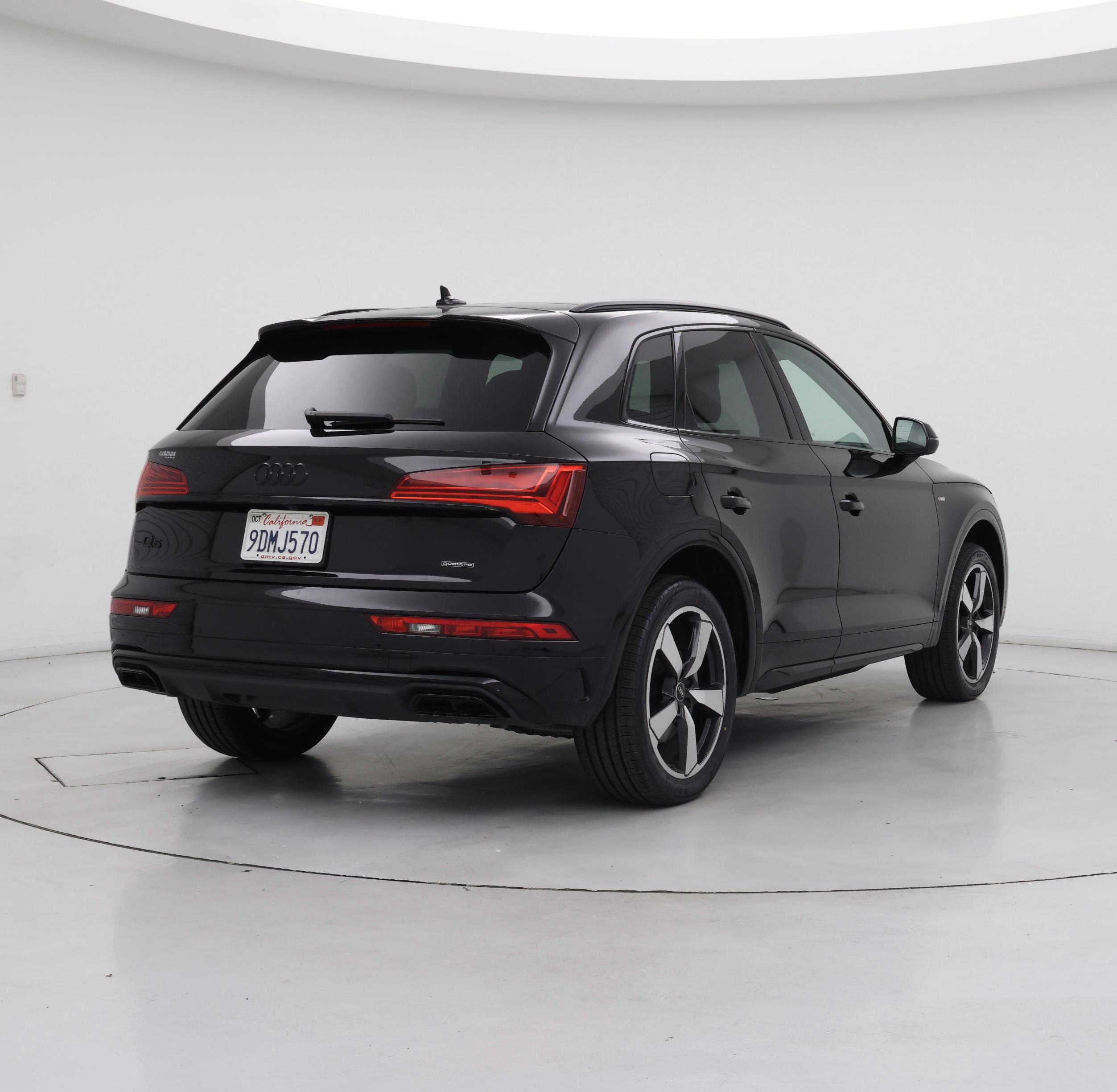 Thumbnail: 2023 Audi Q5 - 8