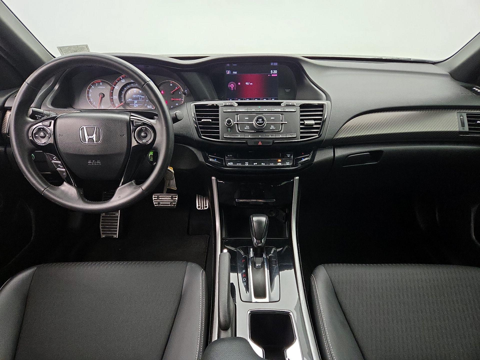 Thumbnail: 2017 Honda Accord - 9