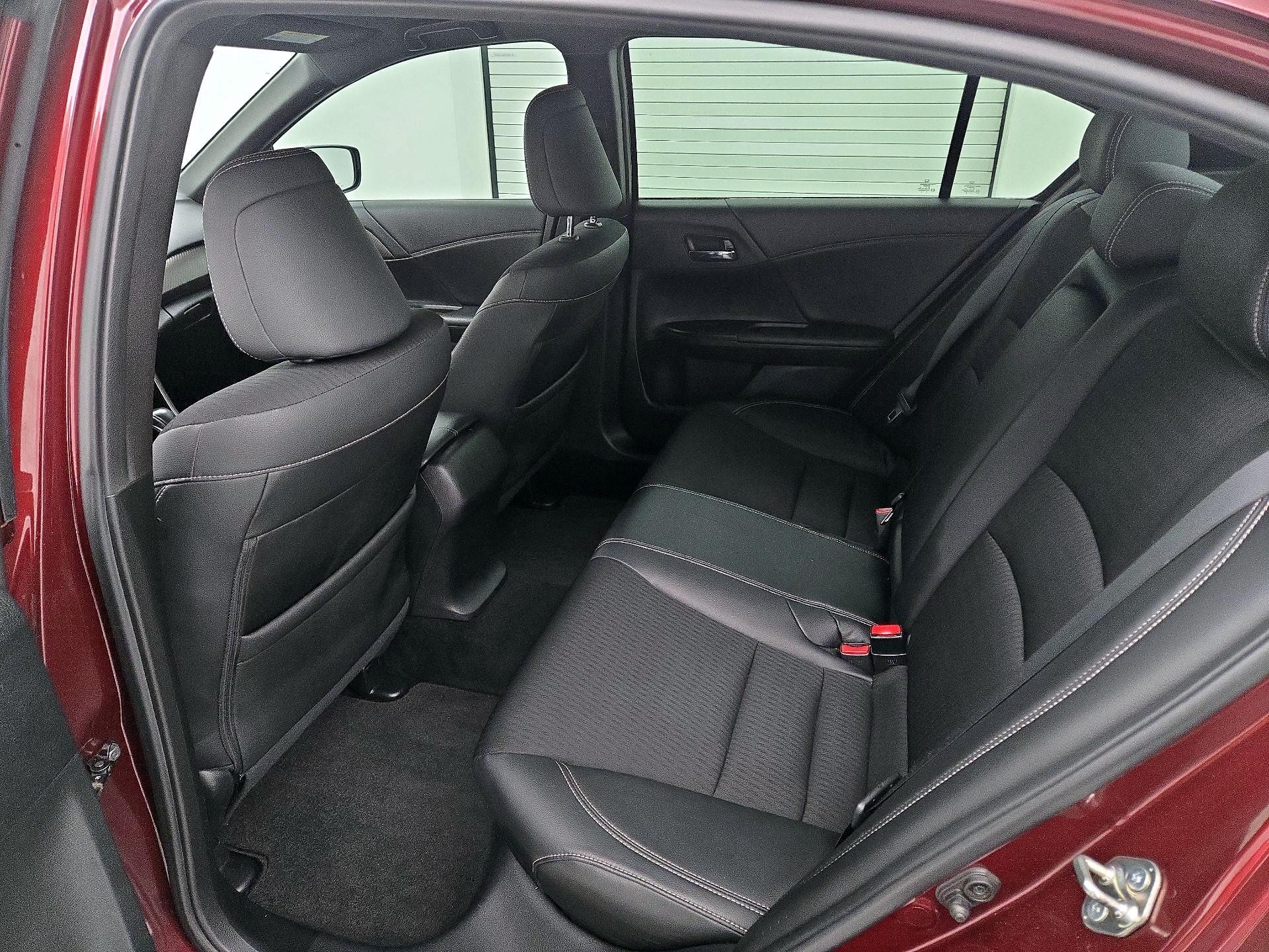 Thumbnail: 2017 Honda Accord - 18