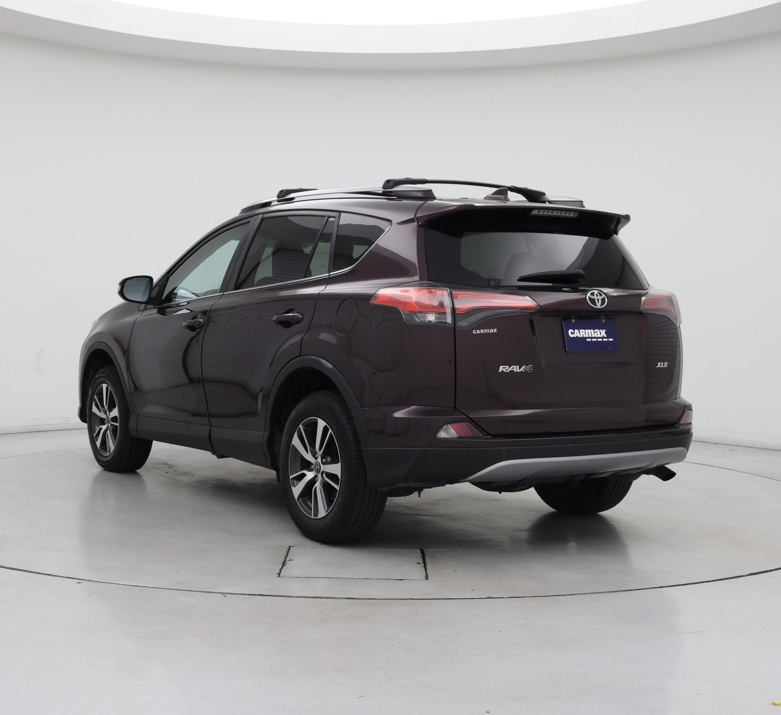Thumbnail: 2018 Toyota RAV4 - 2