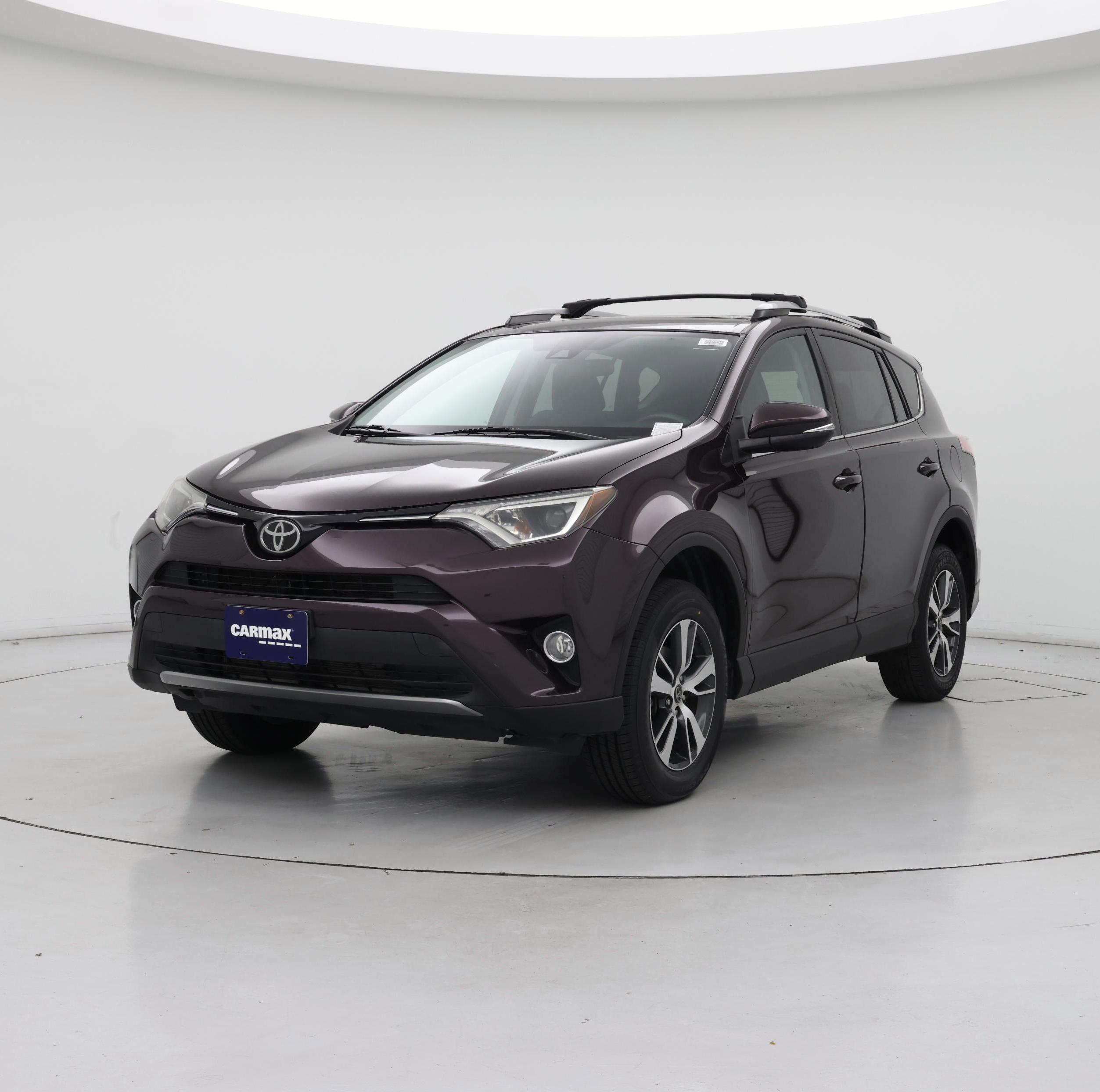 Thumbnail: 2018 Toyota RAV4 - 4