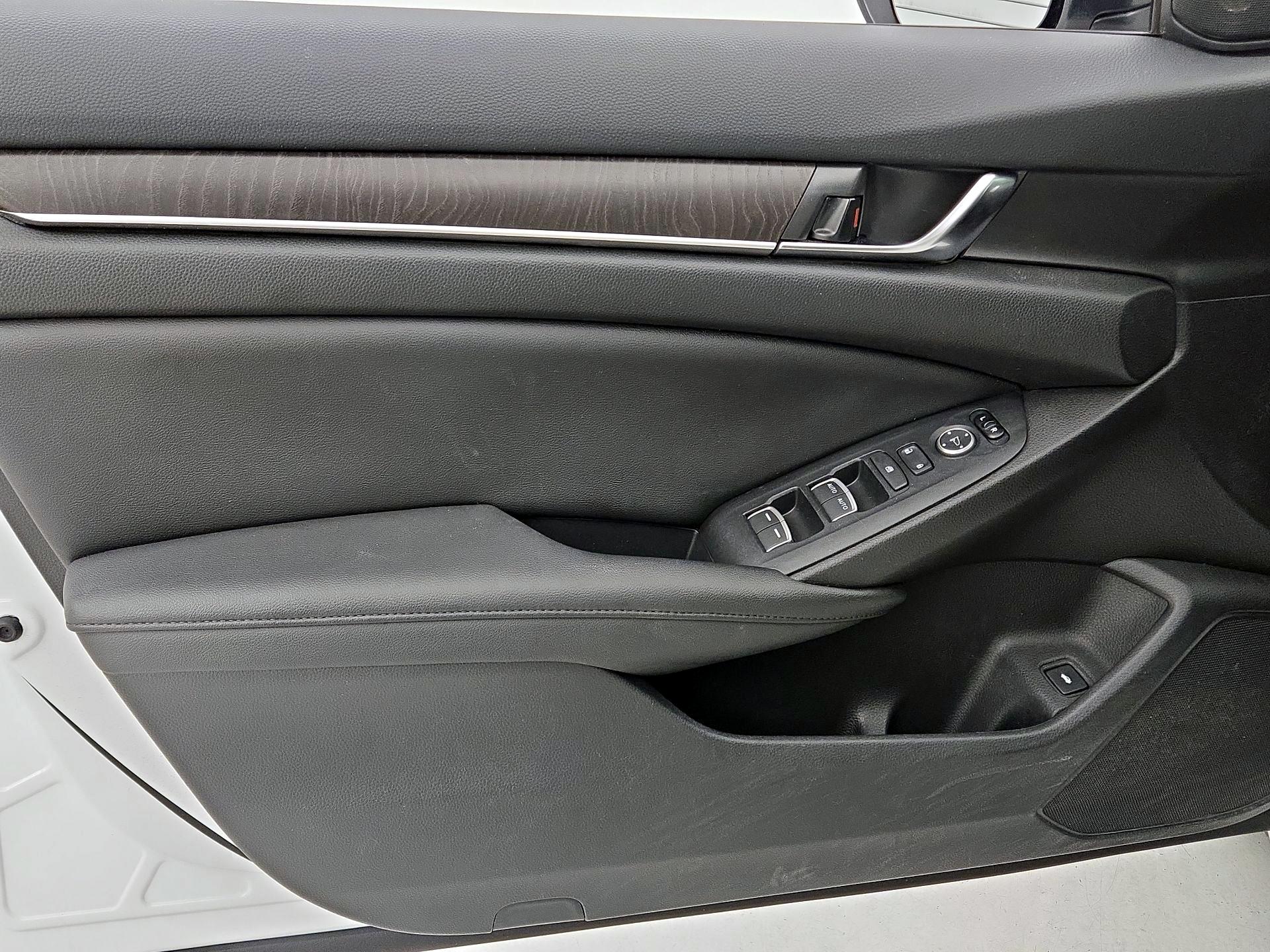 Thumbnail: 2020 Honda Accord - 12