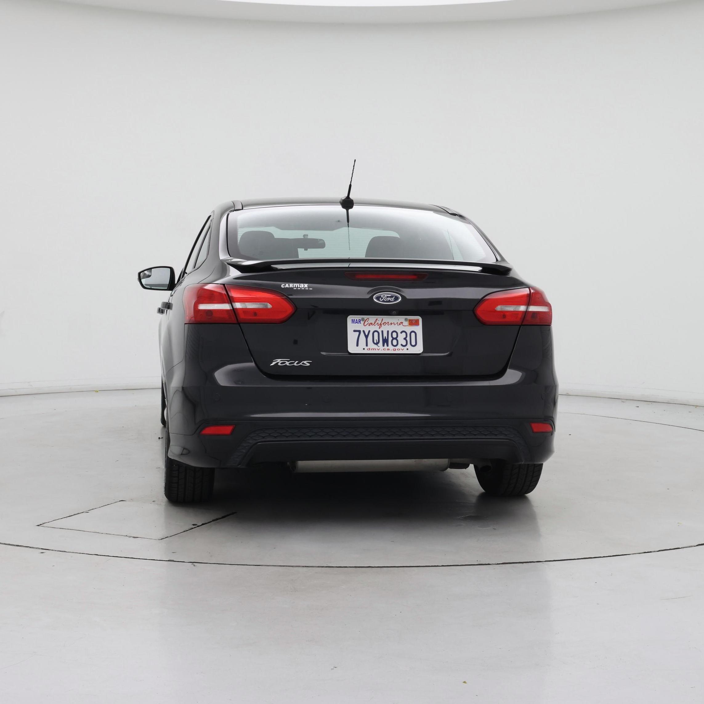 Thumbnail: 2015 Ford Focus - 6