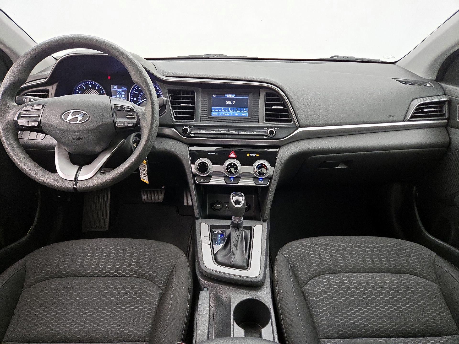 Thumbnail: 2019 Hyundai Elantra - 9
