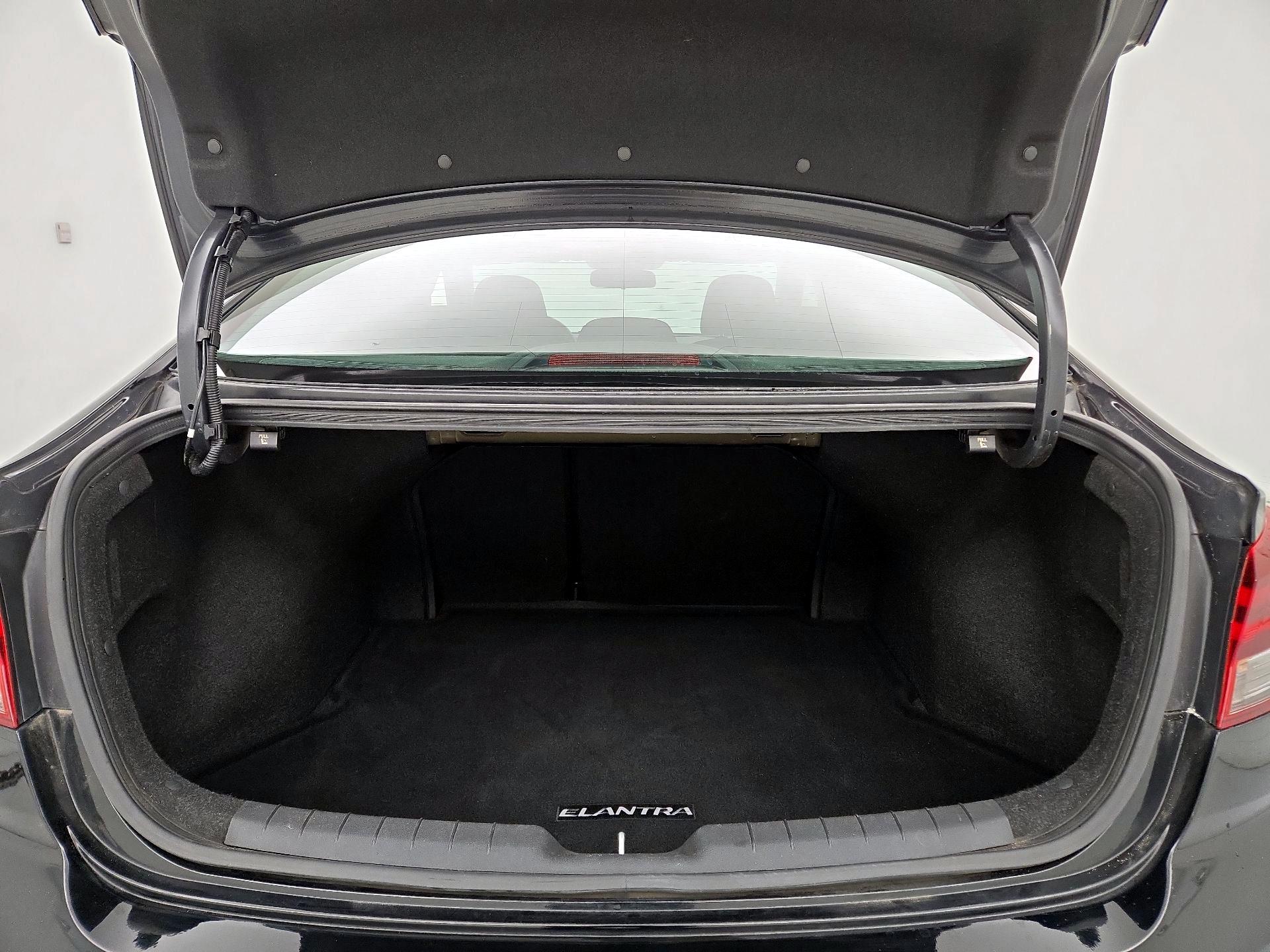 Thumbnail: 2019 Hyundai Elantra - 20