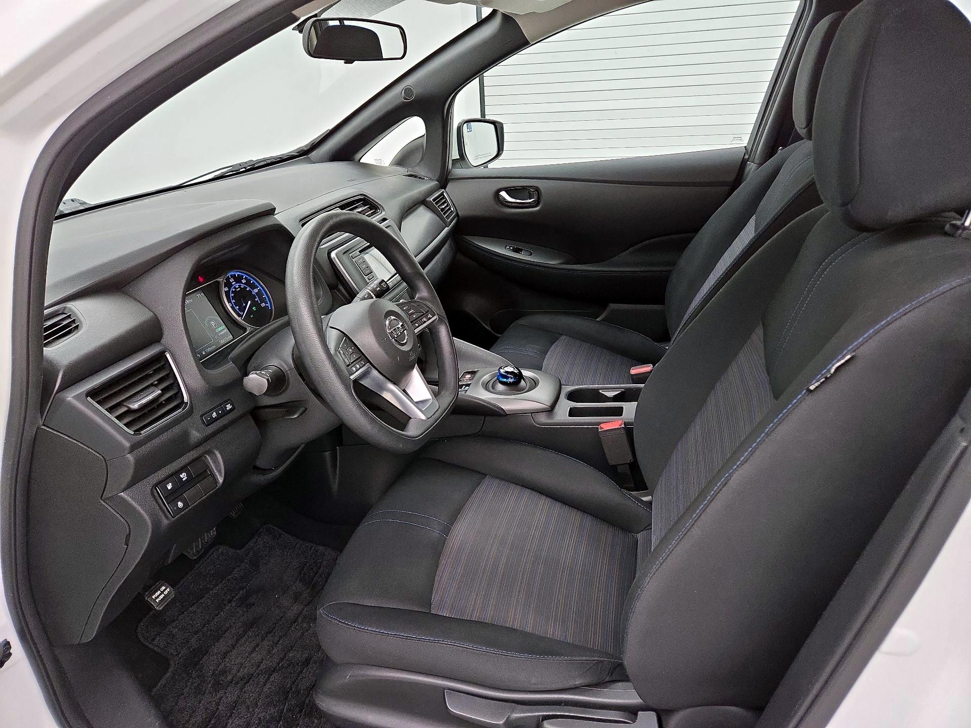 Thumbnail: 2019 Nissan Leaf - 11