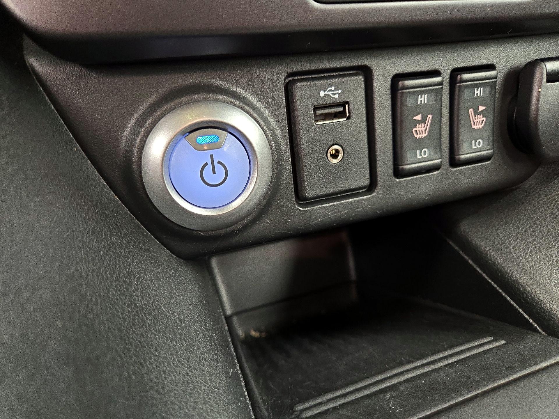 Thumbnail: 2019 Nissan Leaf - 18