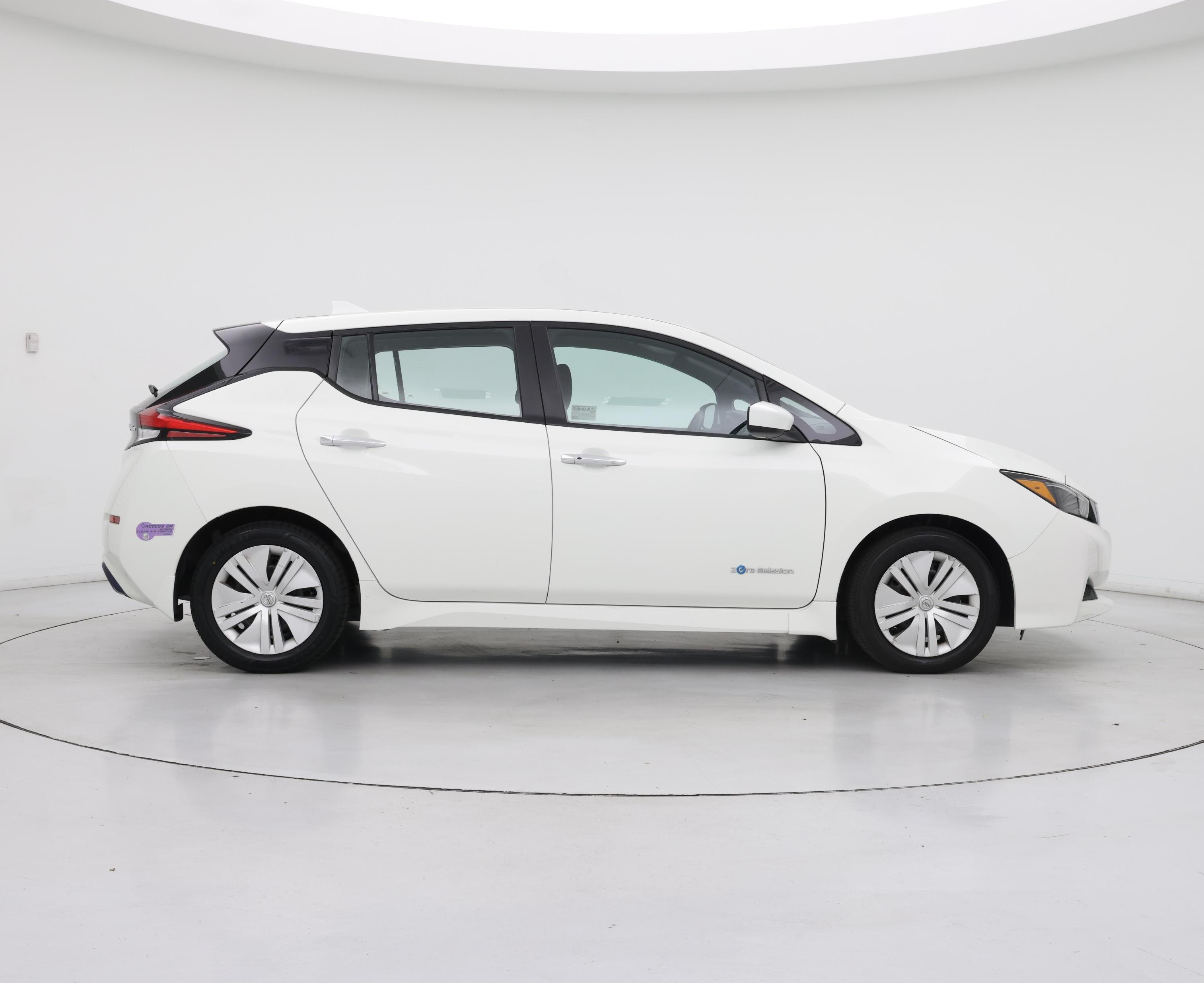Thumbnail: 2019 Nissan Leaf - 7