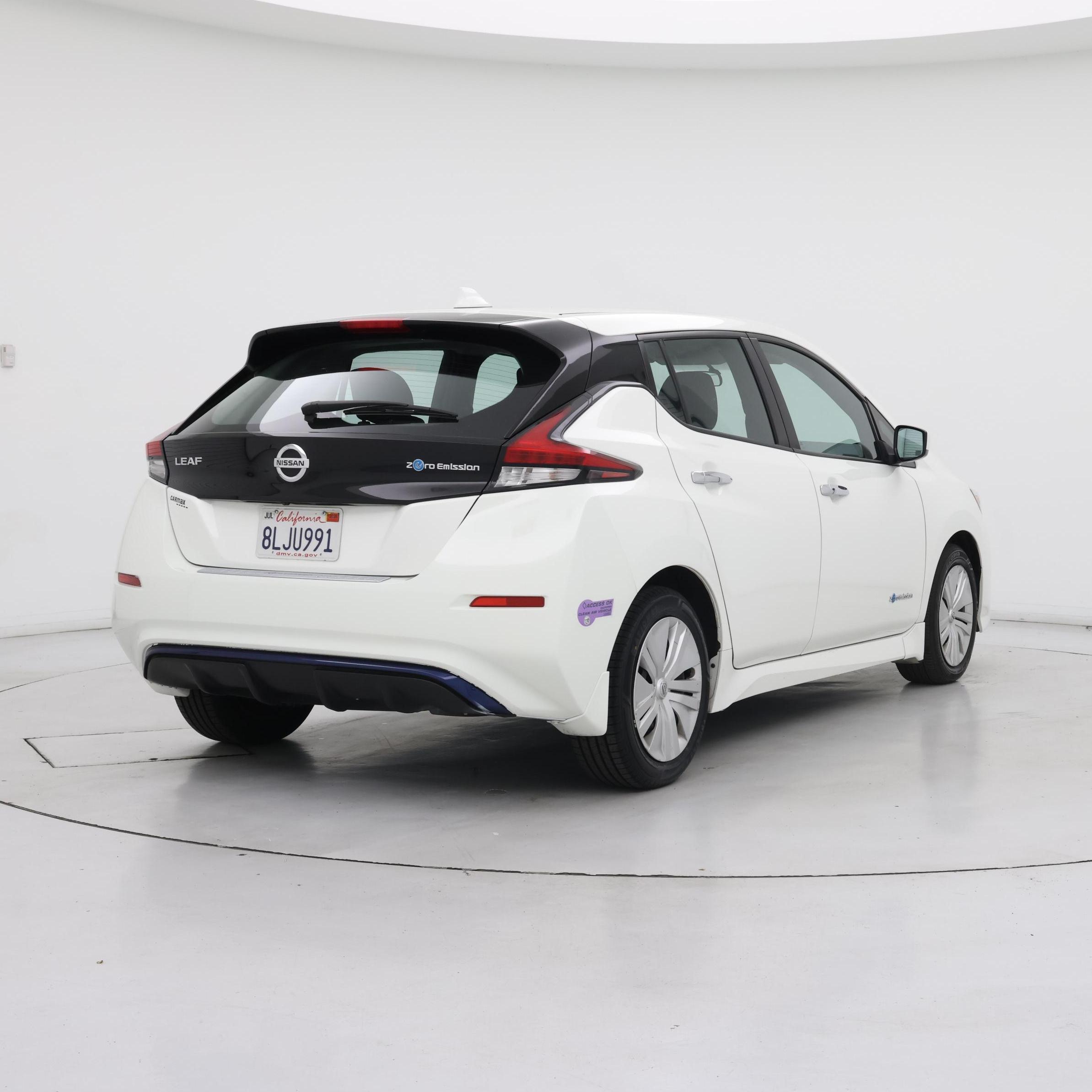 Thumbnail: 2019 Nissan Leaf - 8
