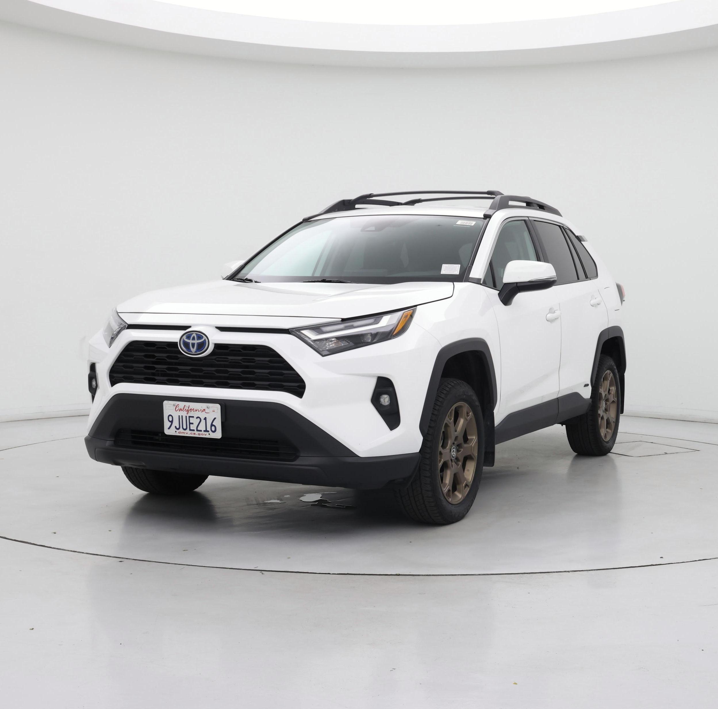 Thumbnail: 2023 Toyota RAV4 - 4