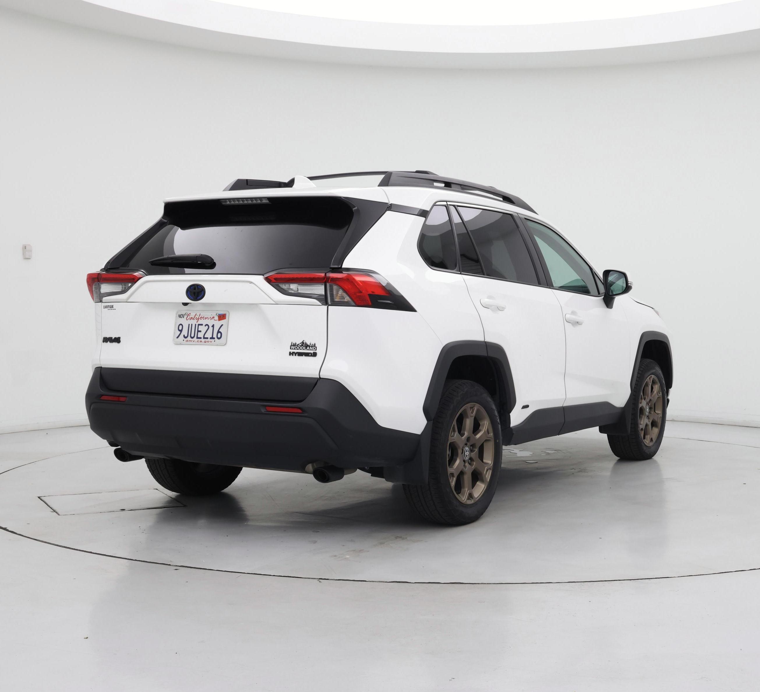 Thumbnail: 2023 Toyota RAV4 - 8