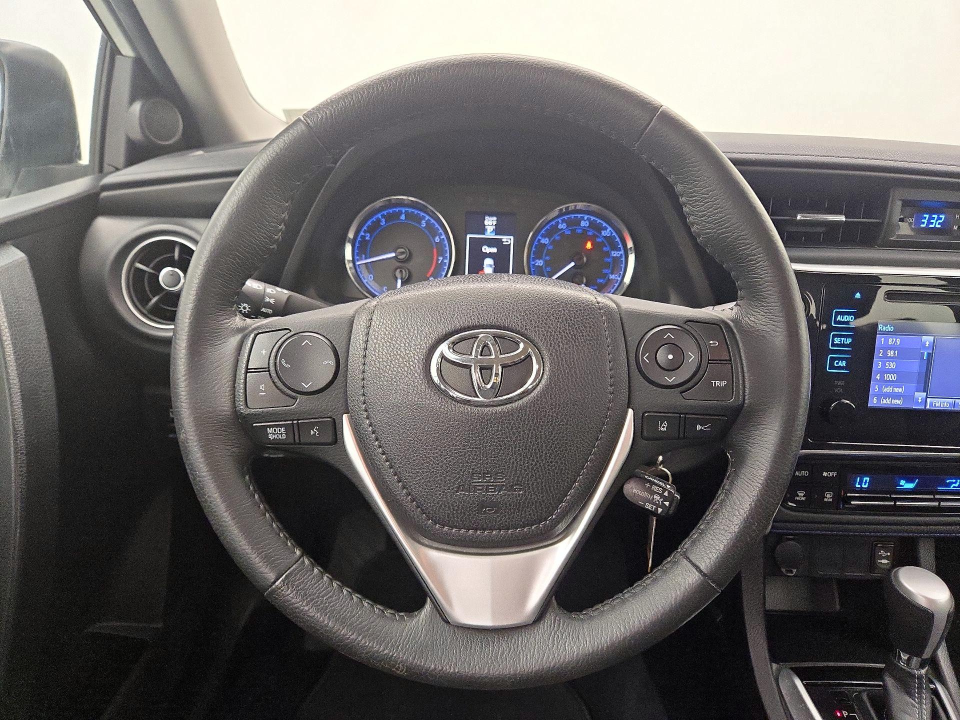 Thumbnail: 2018 Toyota Corolla - 10