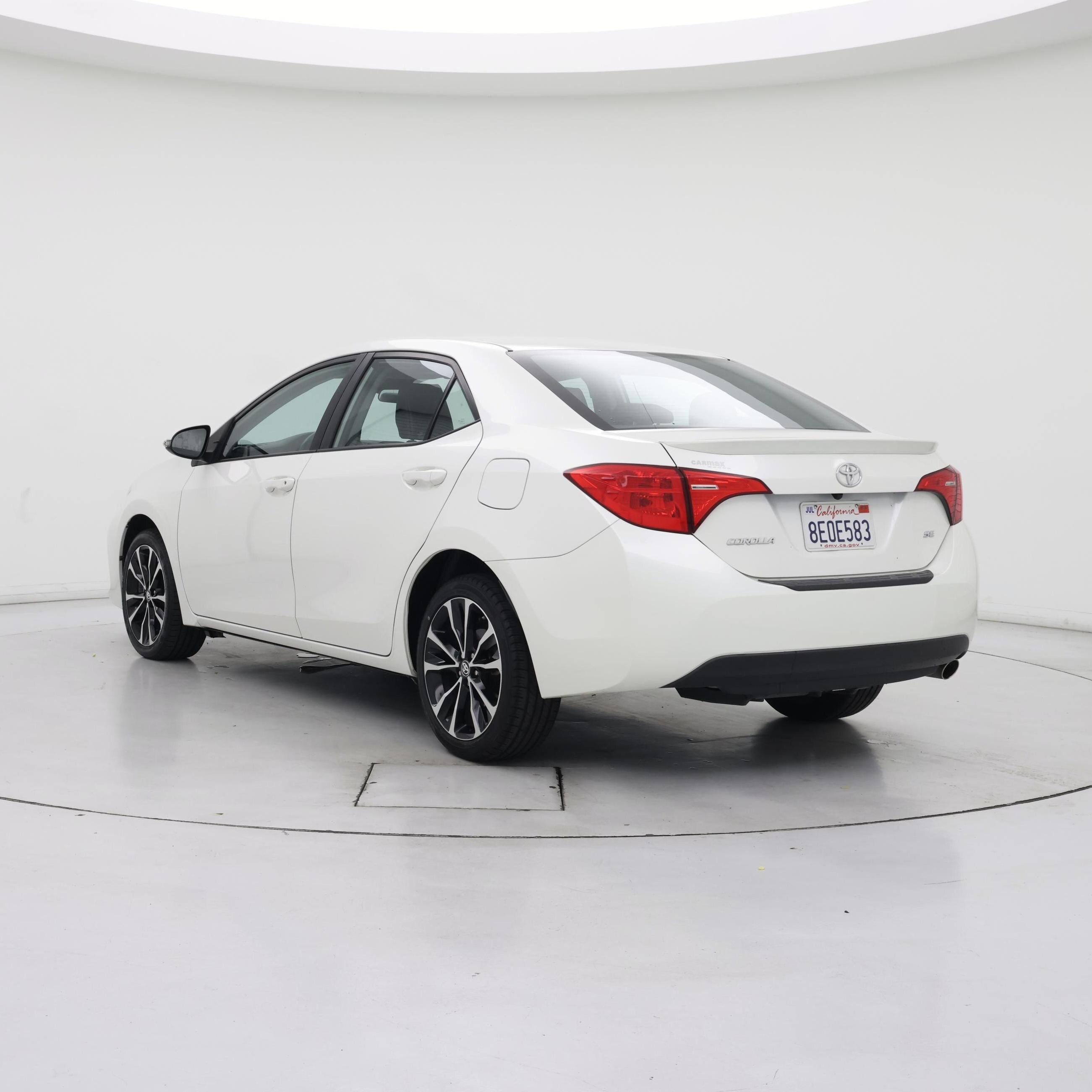 Thumbnail: 2018 Toyota Corolla - 2