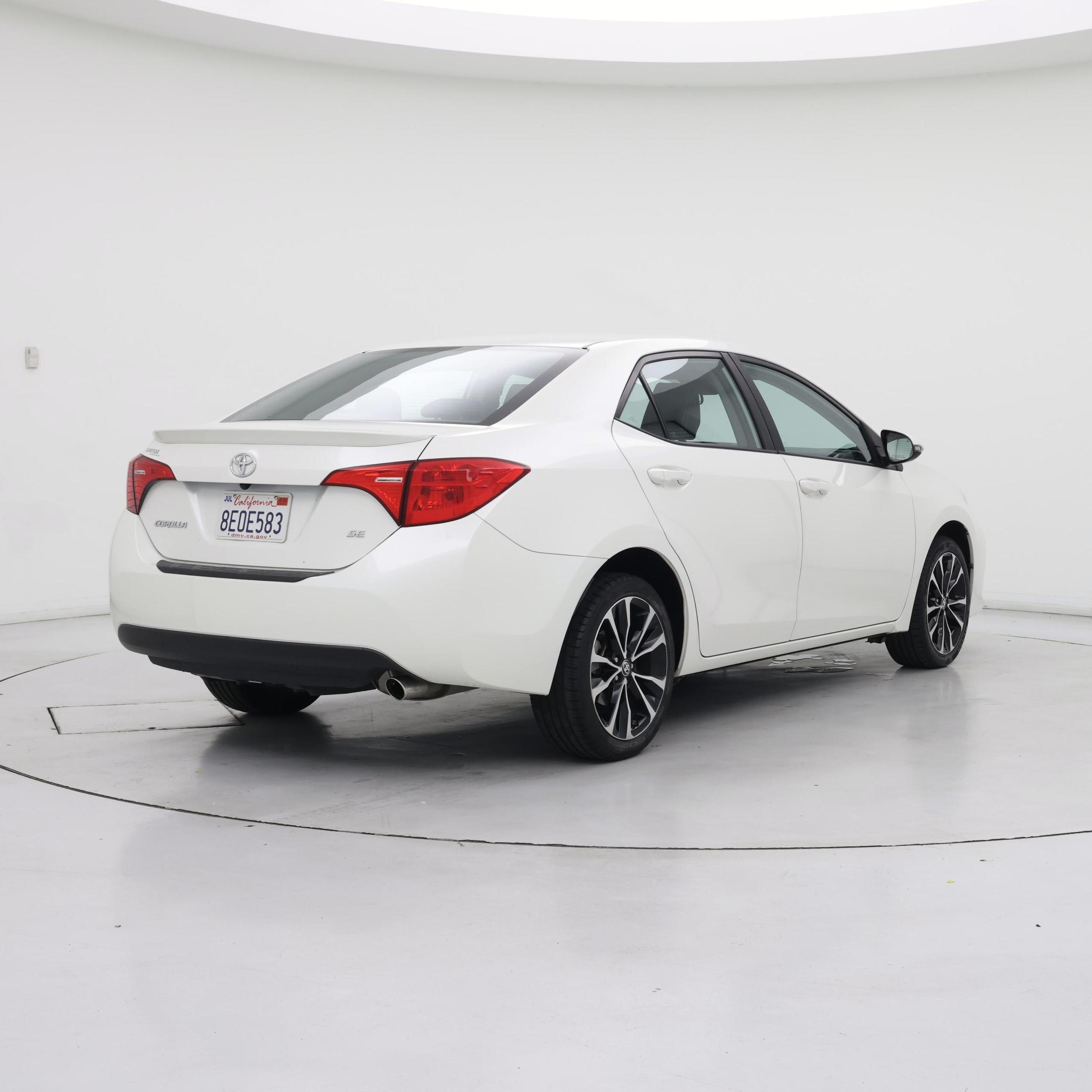 Thumbnail: 2018 Toyota Corolla - 8