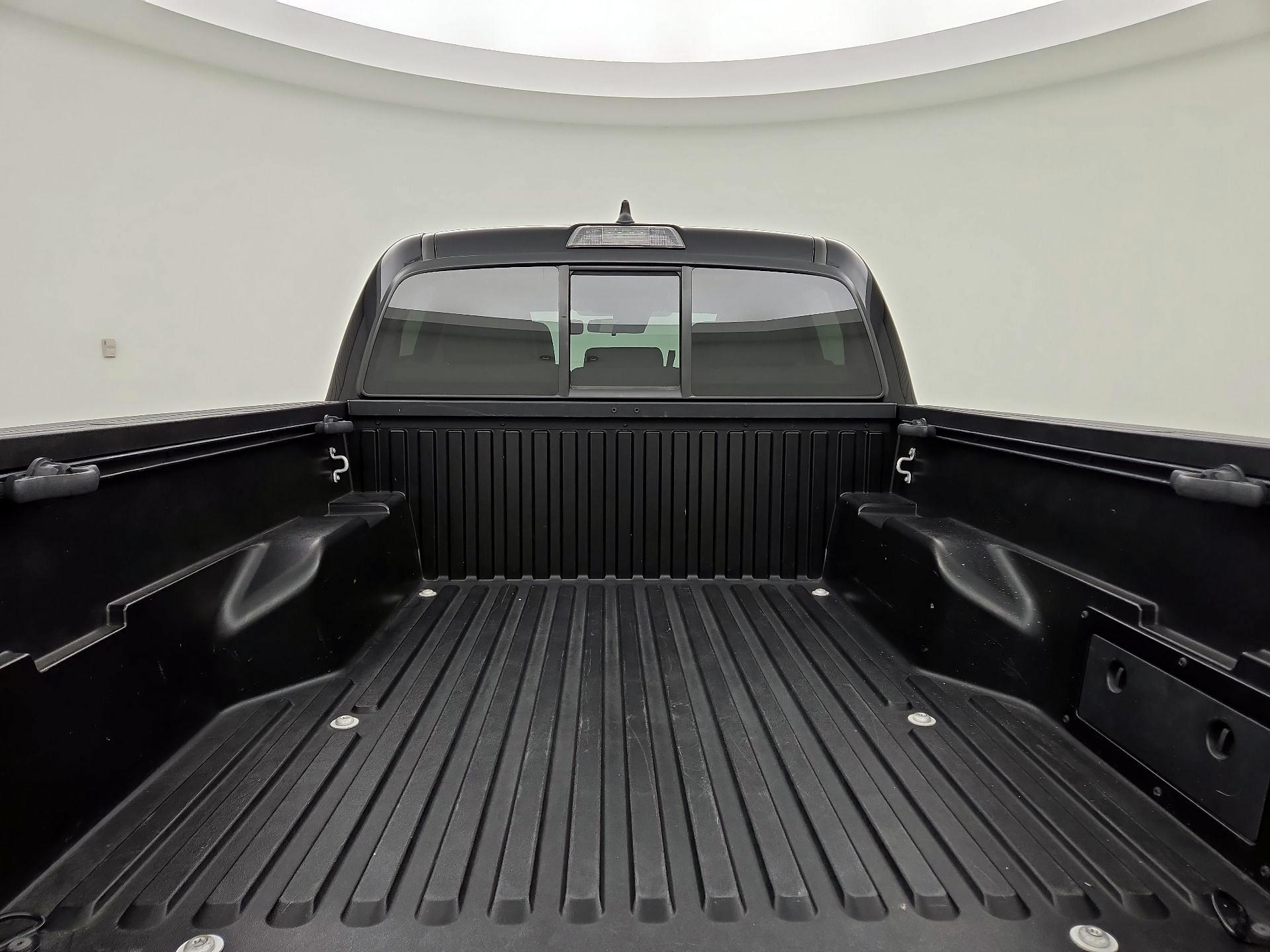 Thumbnail: 2021 Toyota Tacoma - 20