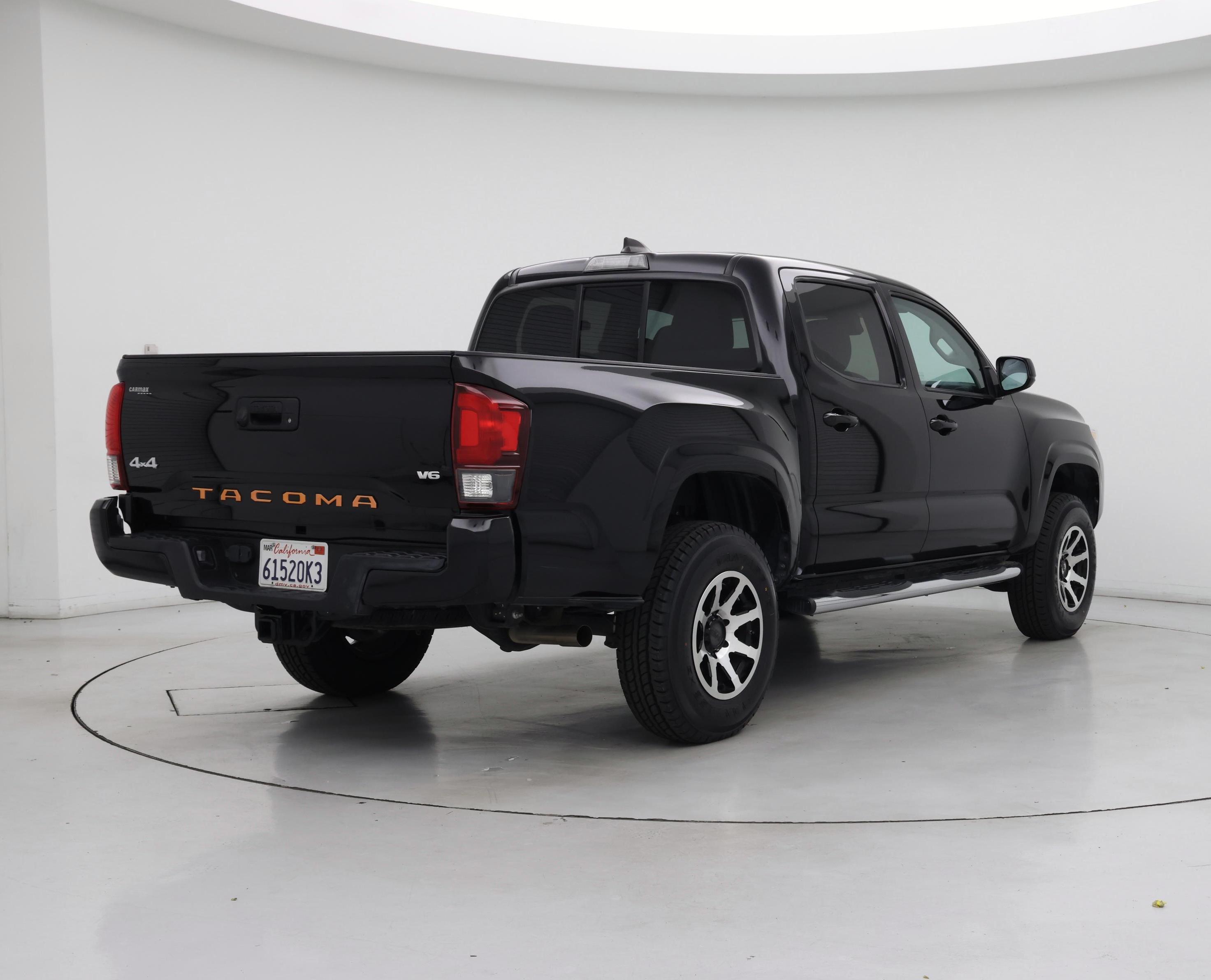Thumbnail: 2021 Toyota Tacoma - 8
