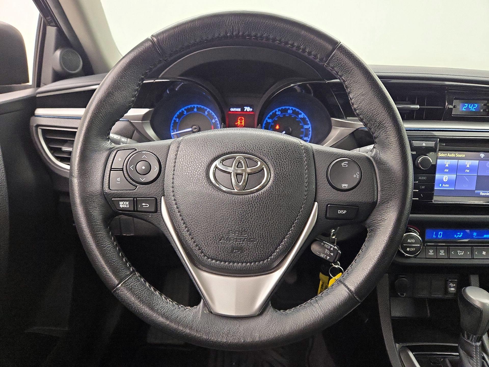 Thumbnail: 2016 Toyota Corolla - 10